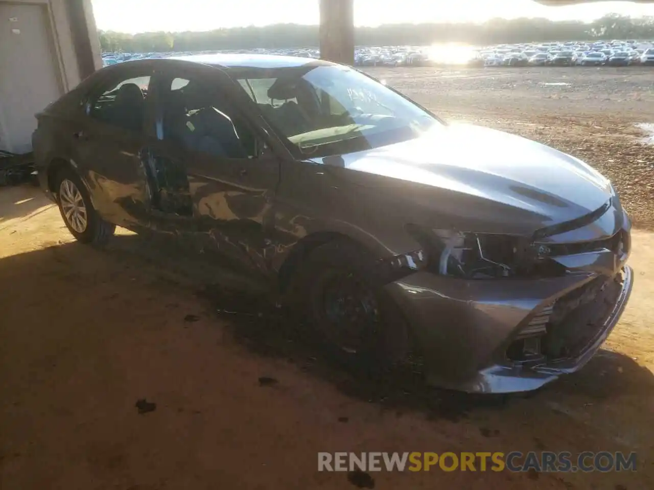 1 Photograph of a damaged car 4T1B11HK7KU730903 TOYOTA CAMRY 2019