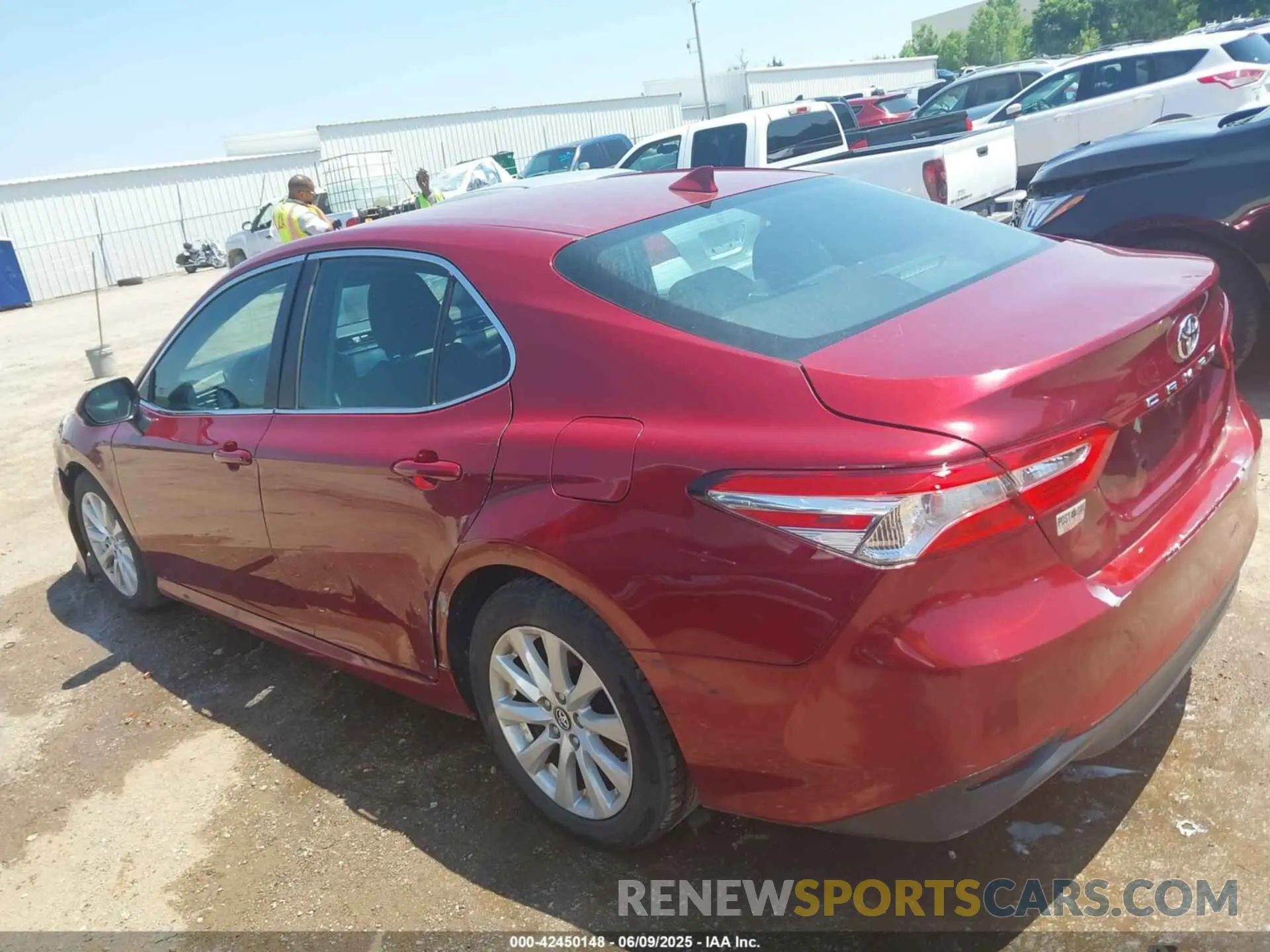 15 Photograph of a damaged car 4T1B11HK7KU740962 TOYOTA CAMRY 2019