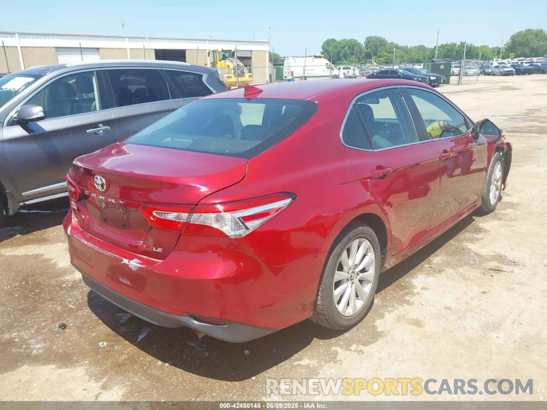 4 Photograph of a damaged car 4T1B11HK7KU740962 TOYOTA CAMRY 2019