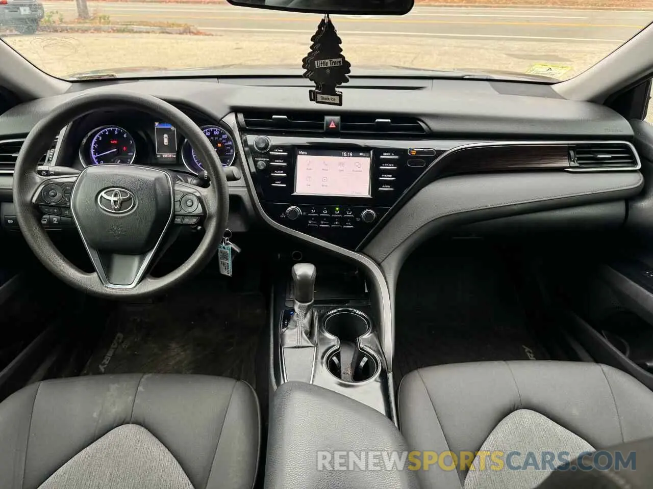 9 Photograph of a damaged car 4T1B11HK7KU741867 TOYOTA CAMRY 2019