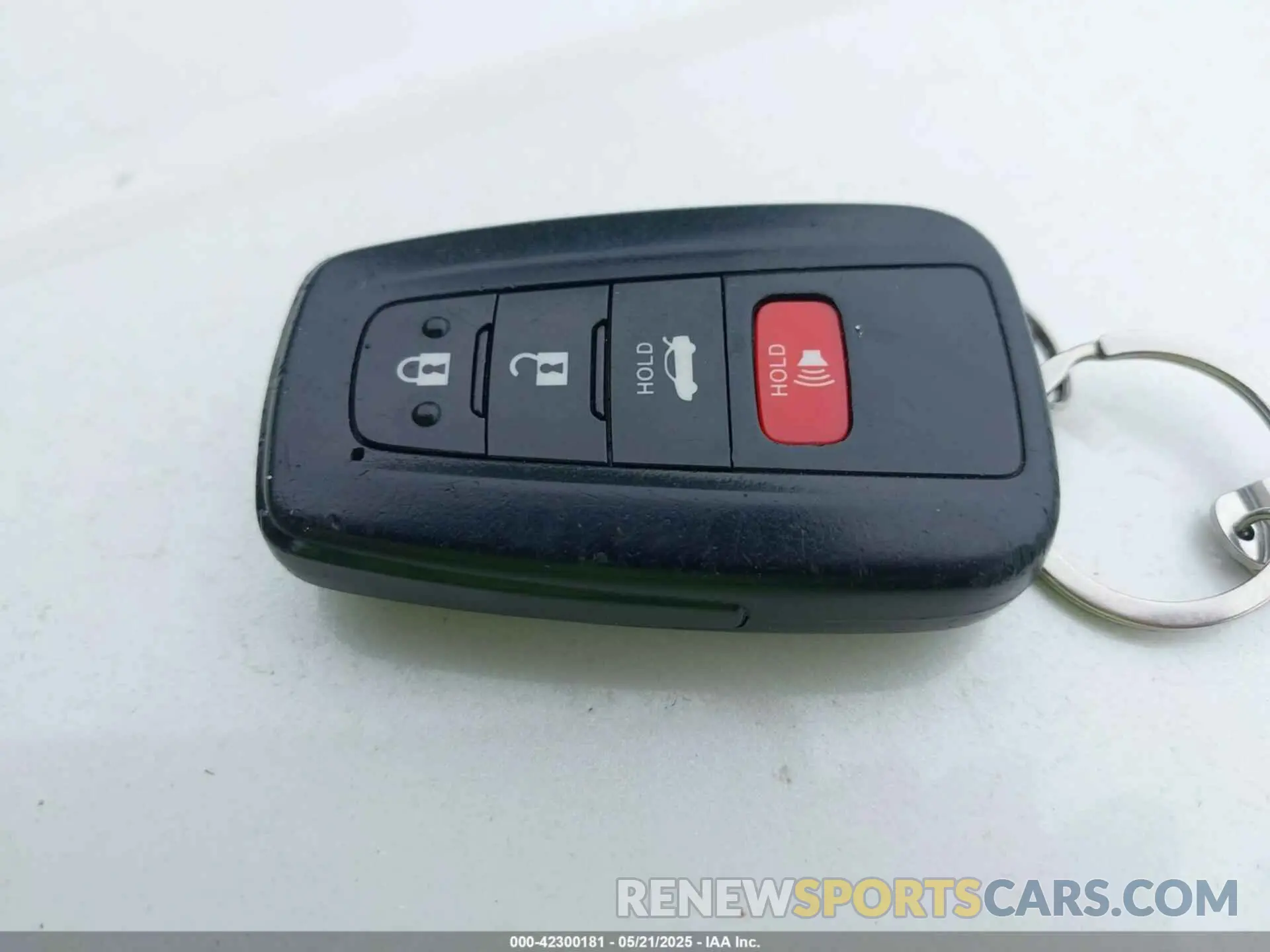 11 Photograph of a damaged car 4T1B11HK7KU746129 TOYOTA CAMRY 2019