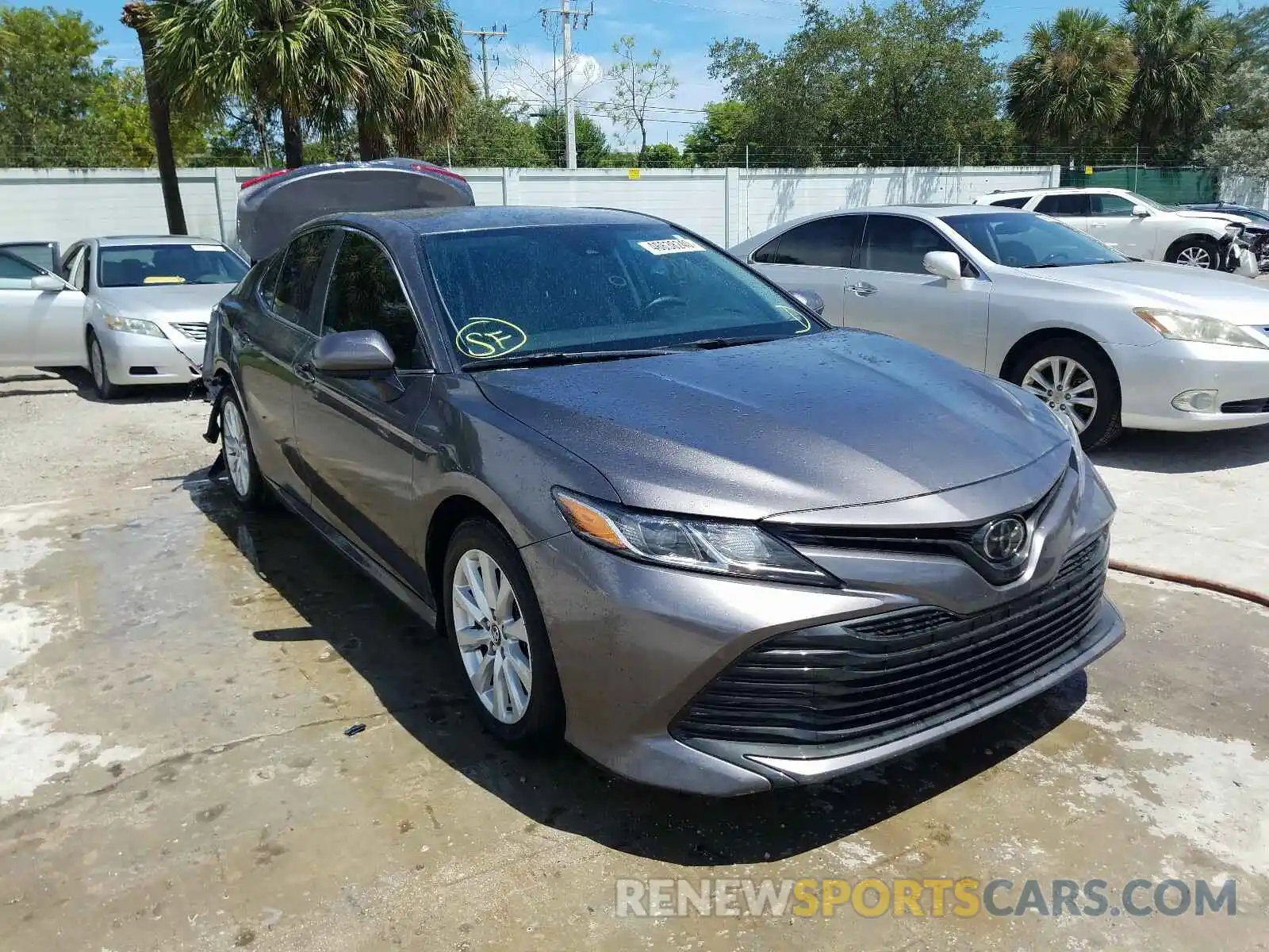 1 Photograph of a damaged car 4T1B11HK7KU749807 TOYOTA CAMRY 2019