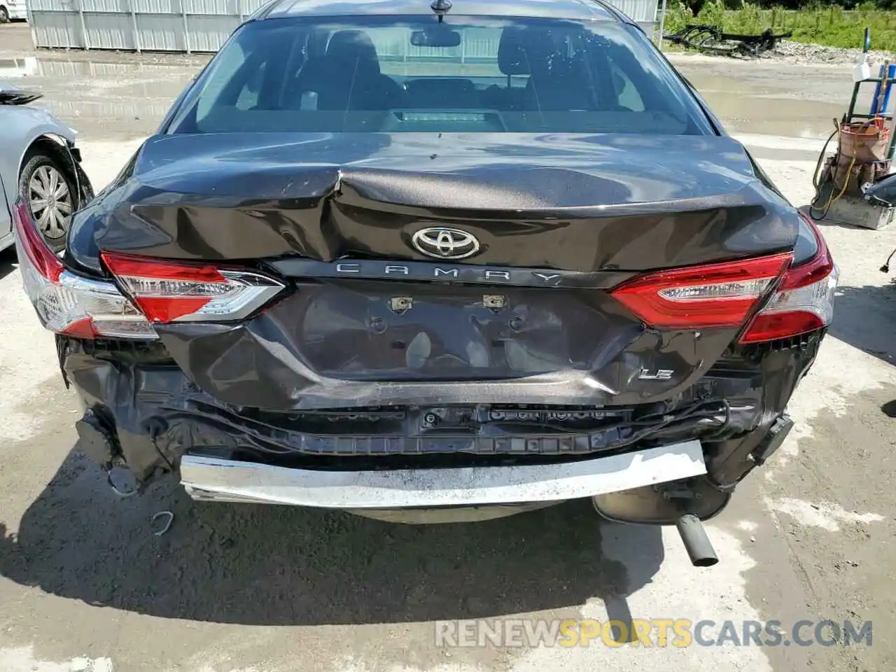 9 Photograph of a damaged car 4T1B11HK7KU749970 TOYOTA CAMRY 2019