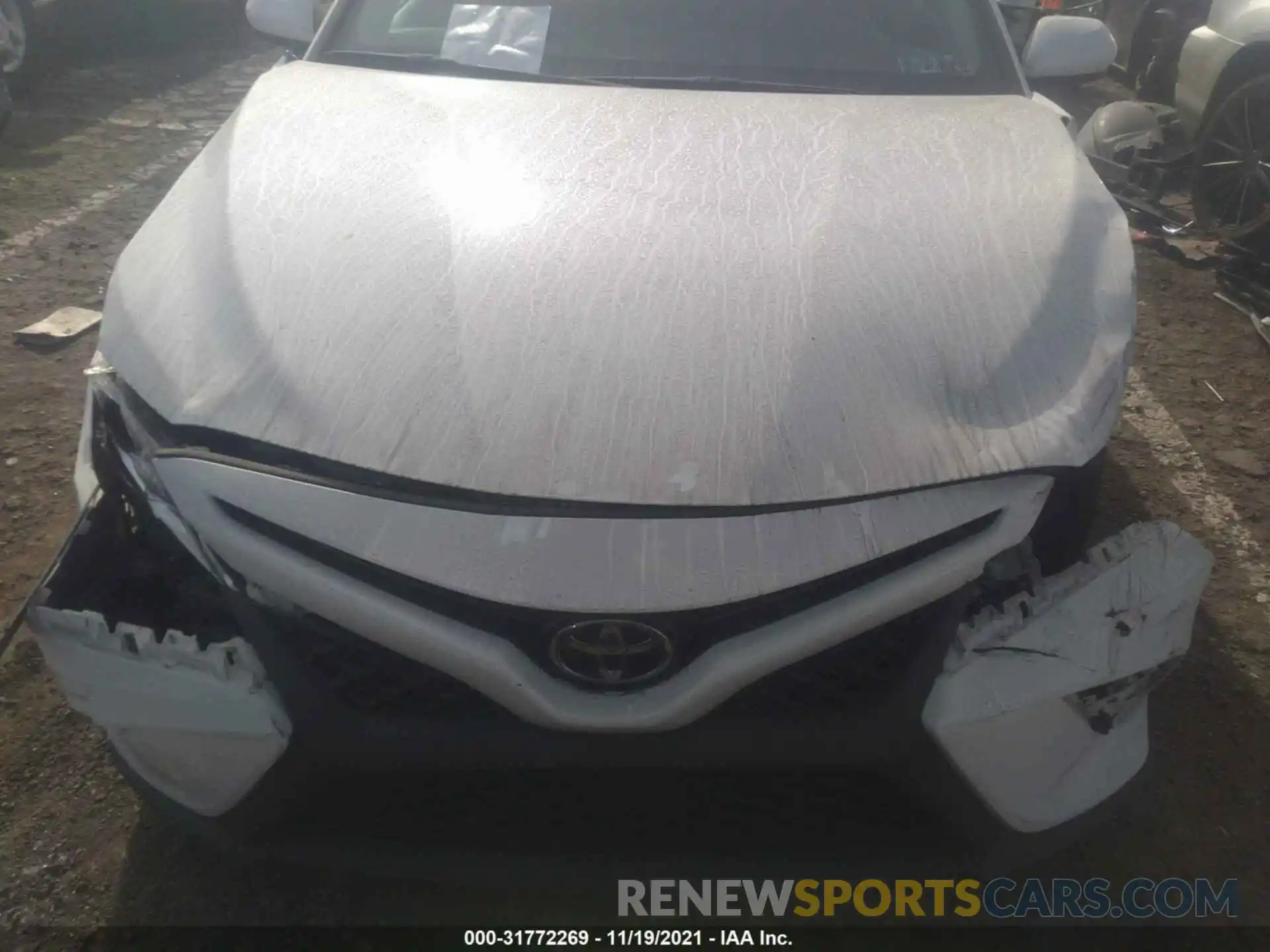 6 Photograph of a damaged car 4T1B11HK7KU750455 TOYOTA CAMRY 2019