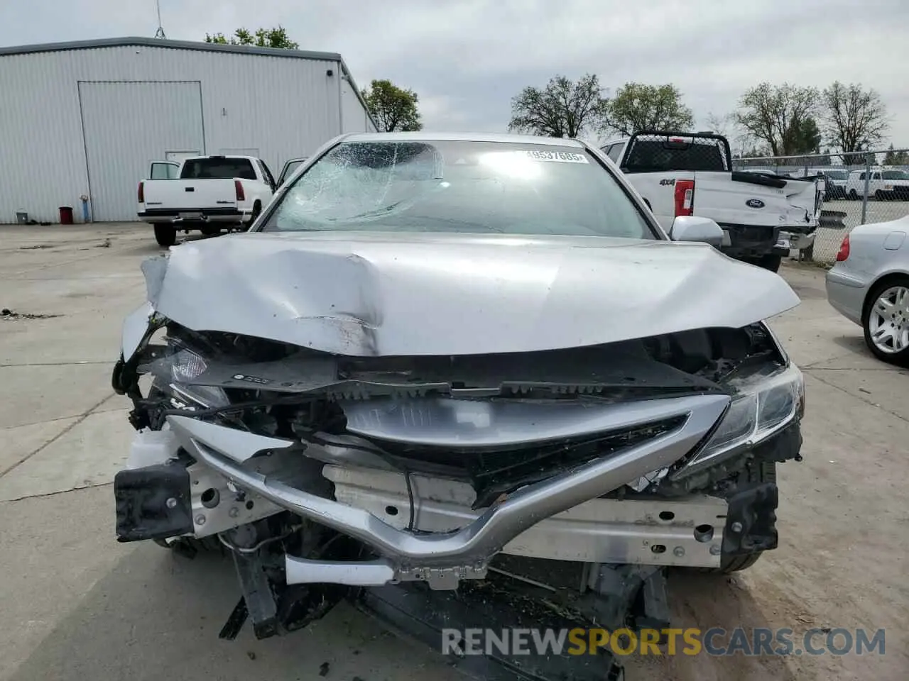 5 Photograph of a damaged car 4T1B11HK7KU752853 TOYOTA CAMRY 2019
