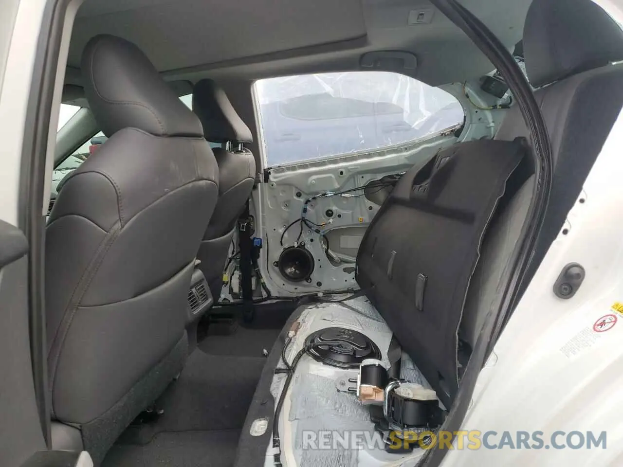 10 Photograph of a damaged car 4T1B11HK7KU753159 TOYOTA CAMRY 2019