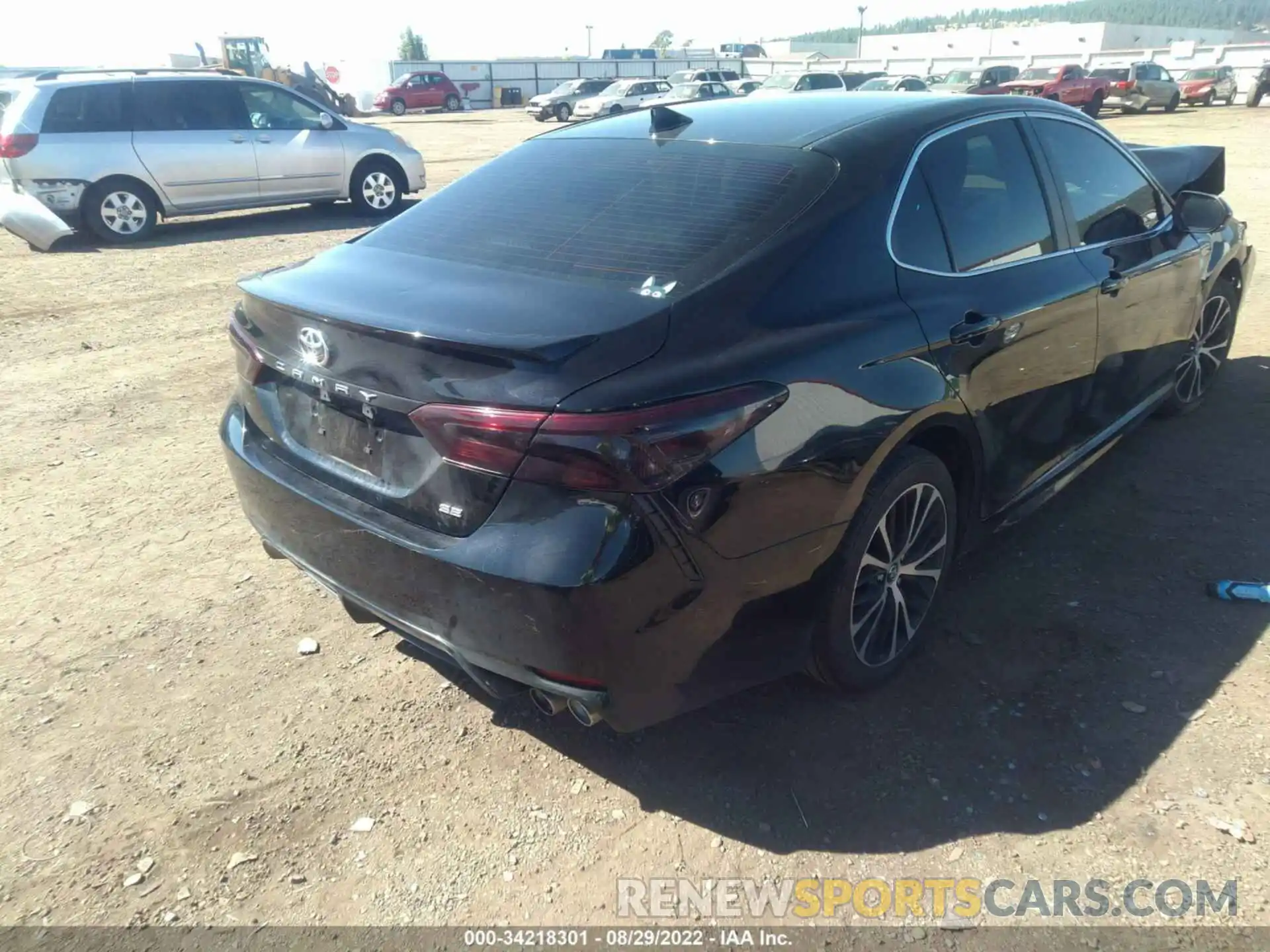 4 Photograph of a damaged car 4T1B11HK7KU759107 TOYOTA CAMRY 2019