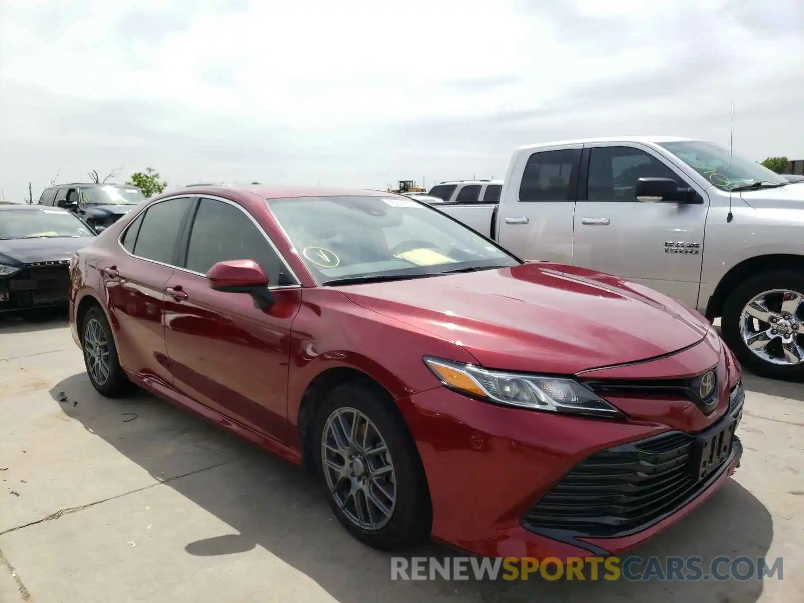 1 Photograph of a damaged car 4T1B11HK7KU761794 TOYOTA CAMRY 2019