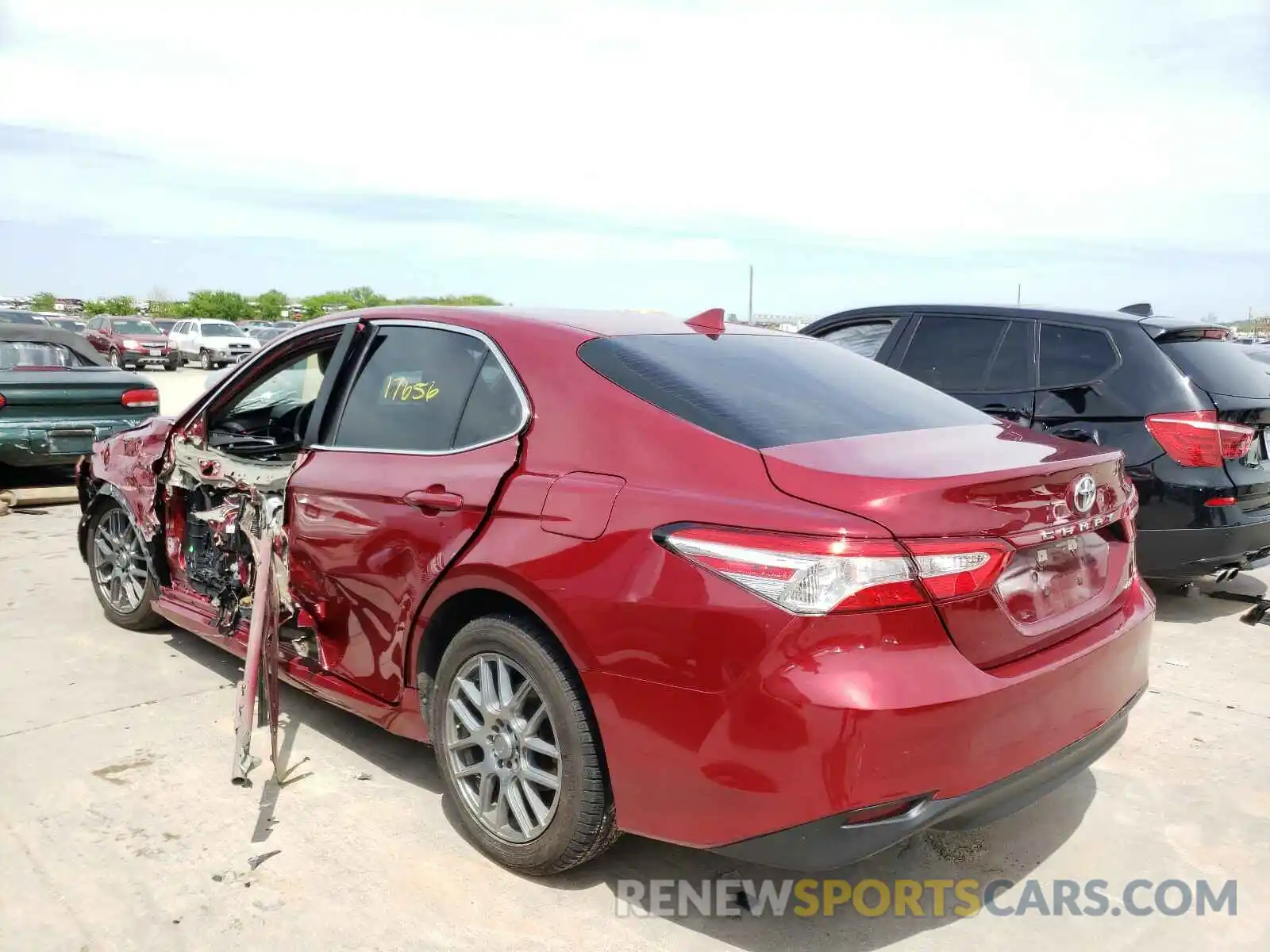 3 Photograph of a damaged car 4T1B11HK7KU761794 TOYOTA CAMRY 2019