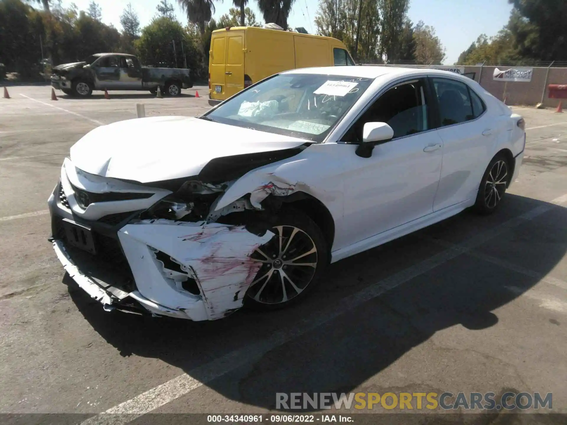 2 Photograph of a damaged car 4T1B11HK7KU765358 TOYOTA CAMRY 2019