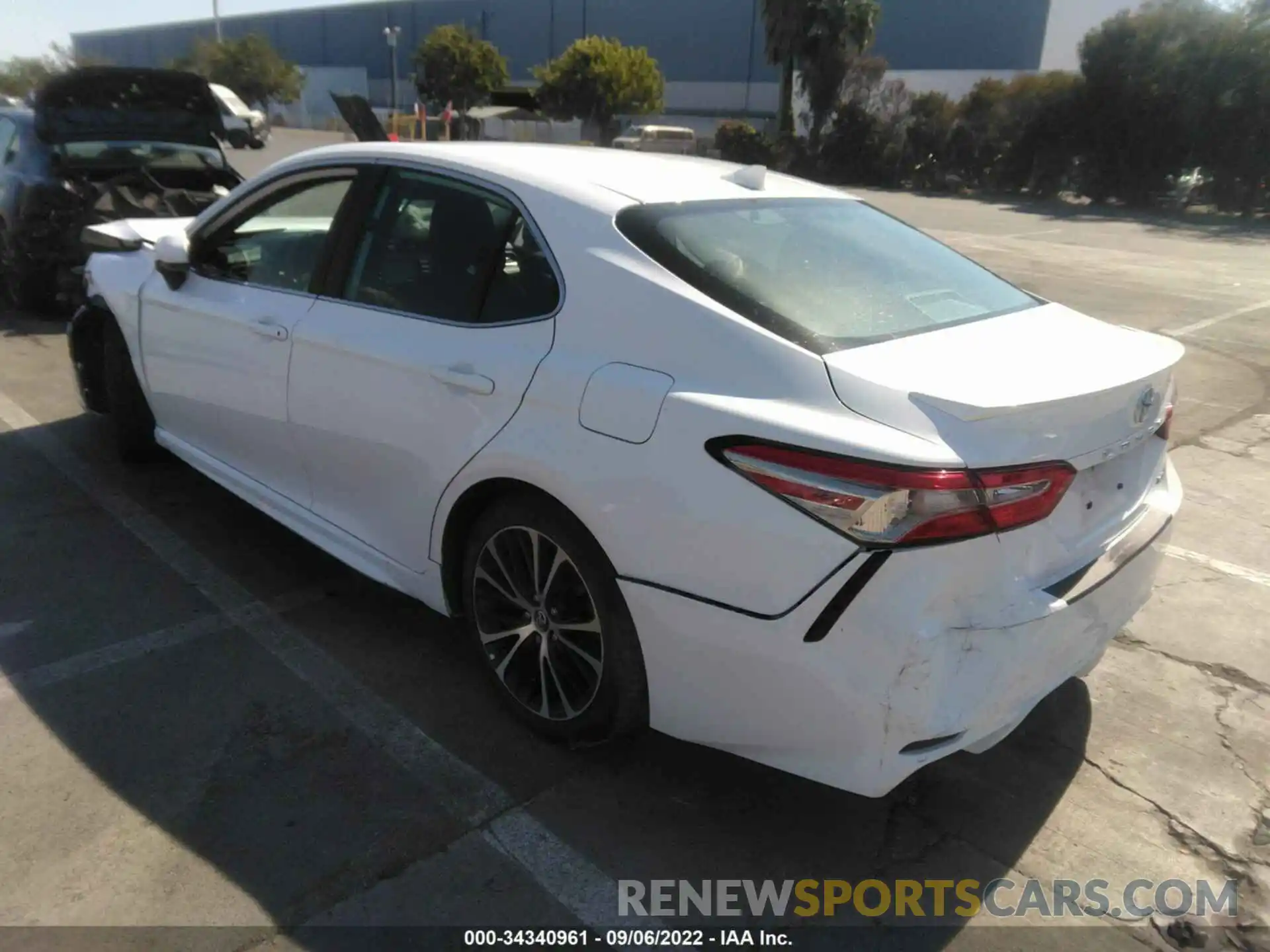 3 Photograph of a damaged car 4T1B11HK7KU765358 TOYOTA CAMRY 2019