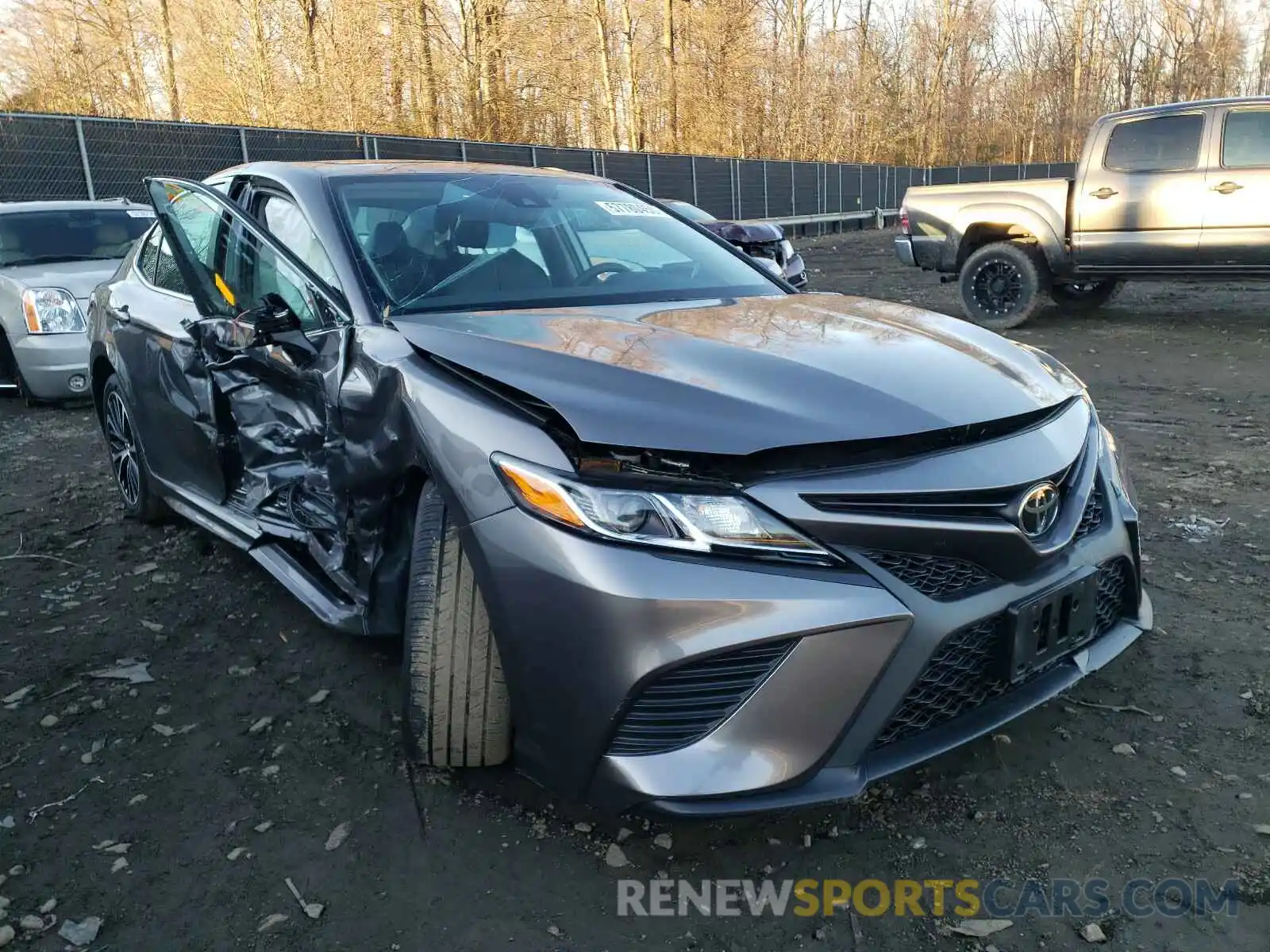 1 Photograph of a damaged car 4T1B11HK7KU767255 TOYOTA CAMRY 2019