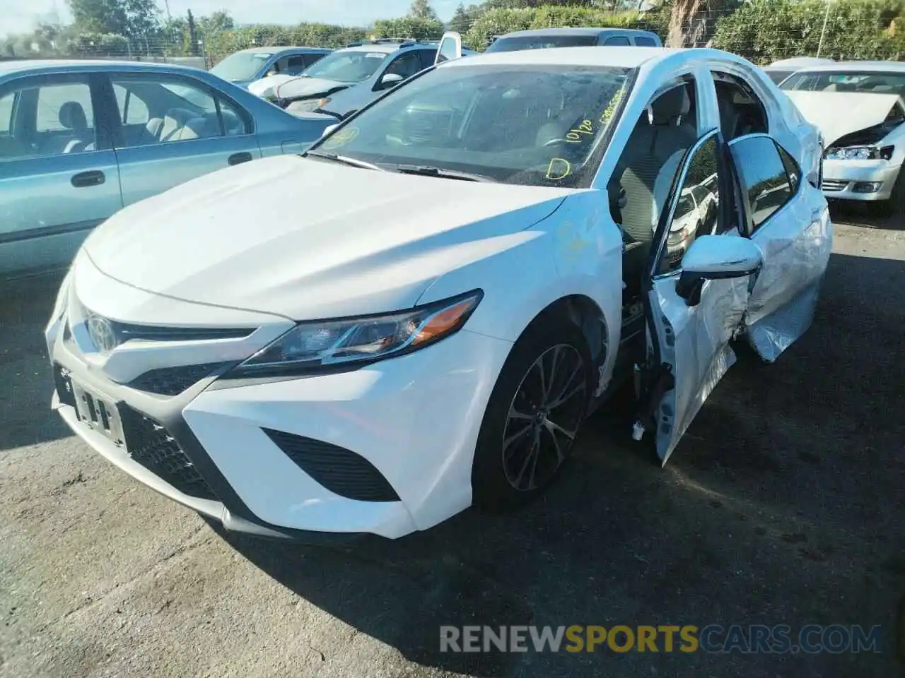 2 Photograph of a damaged car 4T1B11HK7KU770852 TOYOTA CAMRY 2019