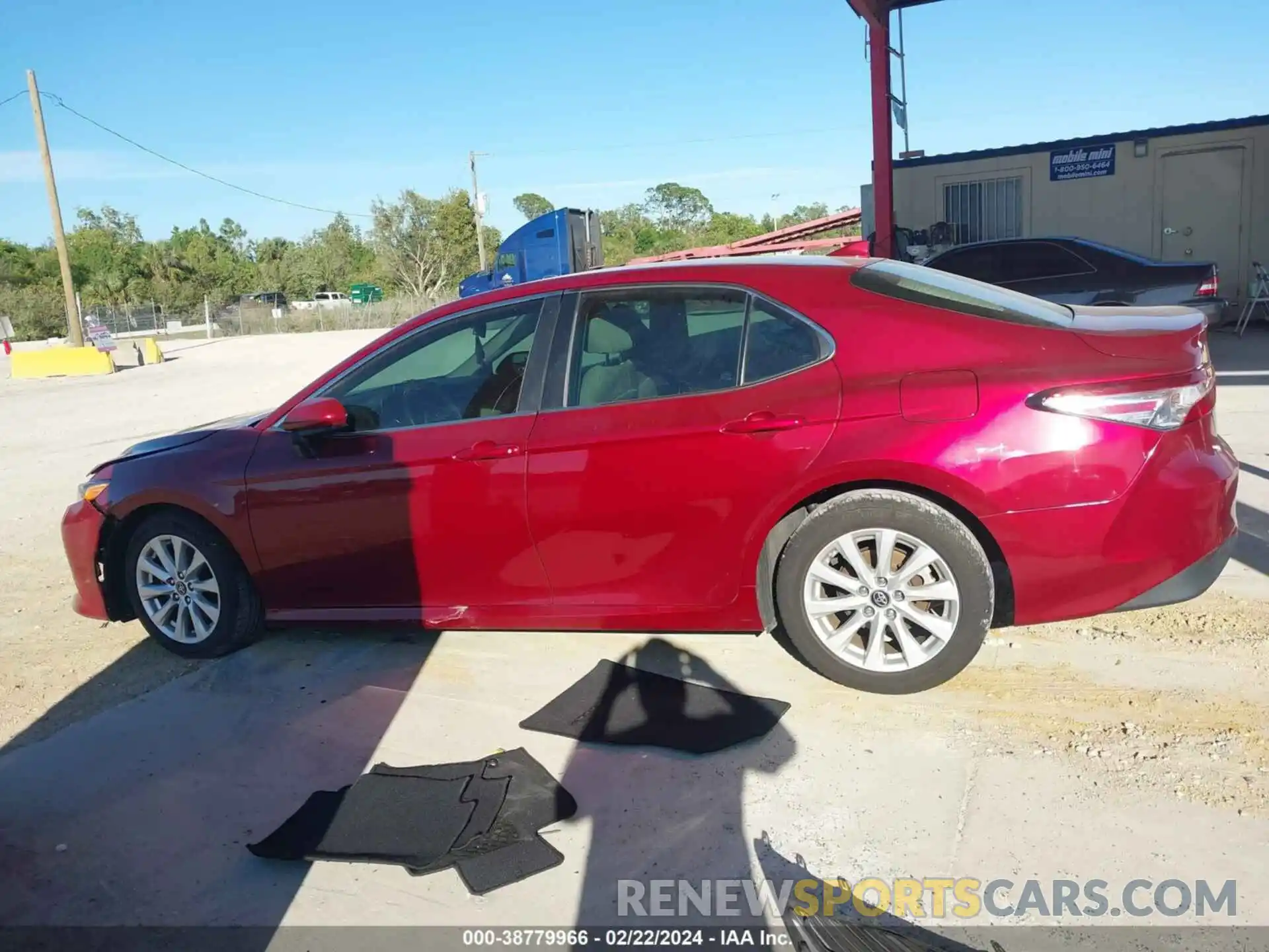 14 Photograph of a damaged car 4T1B11HK7KU779230 TOYOTA CAMRY 2019