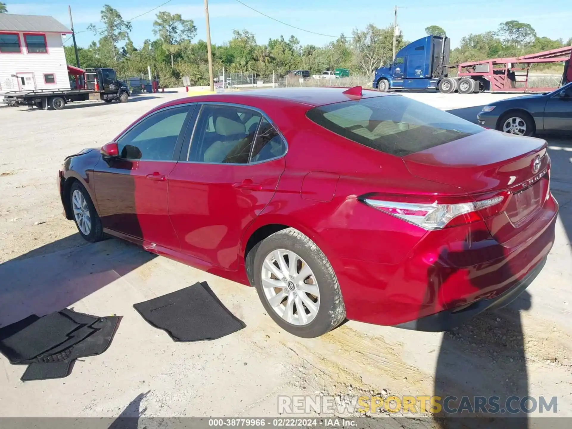 3 Photograph of a damaged car 4T1B11HK7KU779230 TOYOTA CAMRY 2019