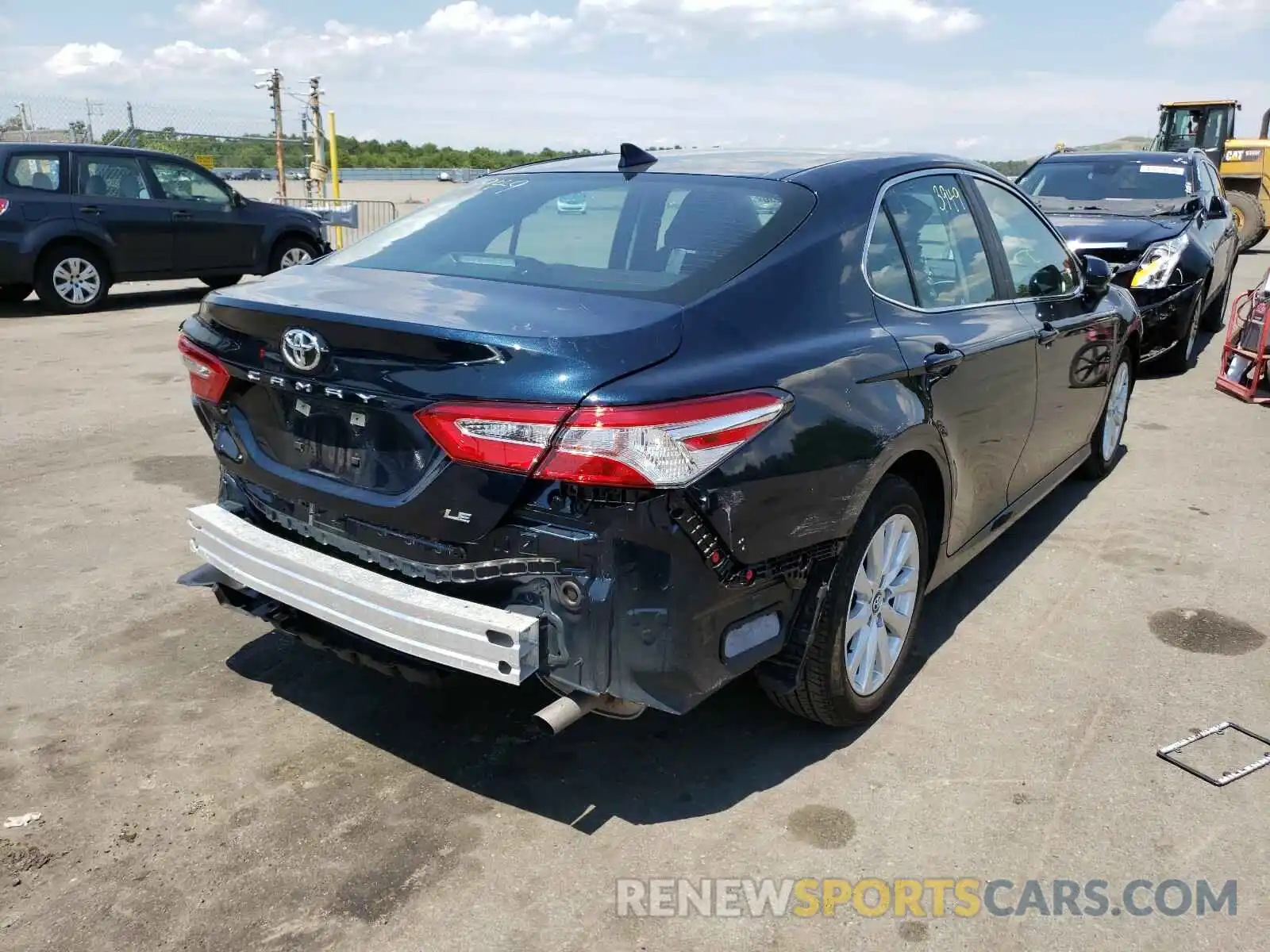 4 Photograph of a damaged car 4T1B11HK7KU779342 TOYOTA CAMRY 2019