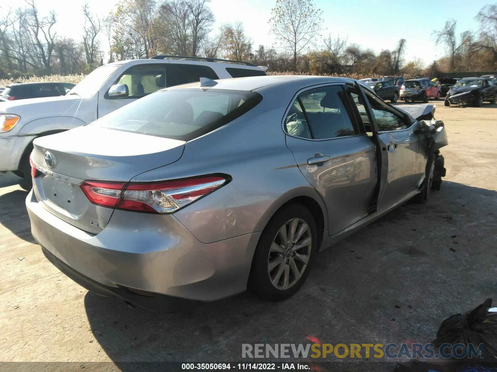 4 Photograph of a damaged car 4T1B11HK7KU780488 TOYOTA CAMRY 2019