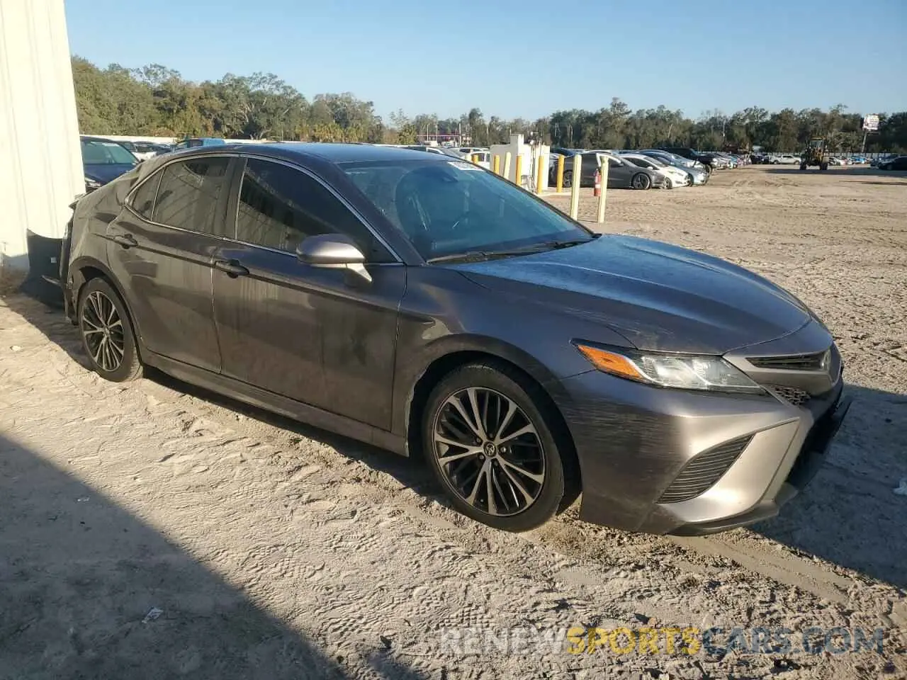 4 Photograph of a damaged car 4T1B11HK7KU781446 TOYOTA CAMRY 2019