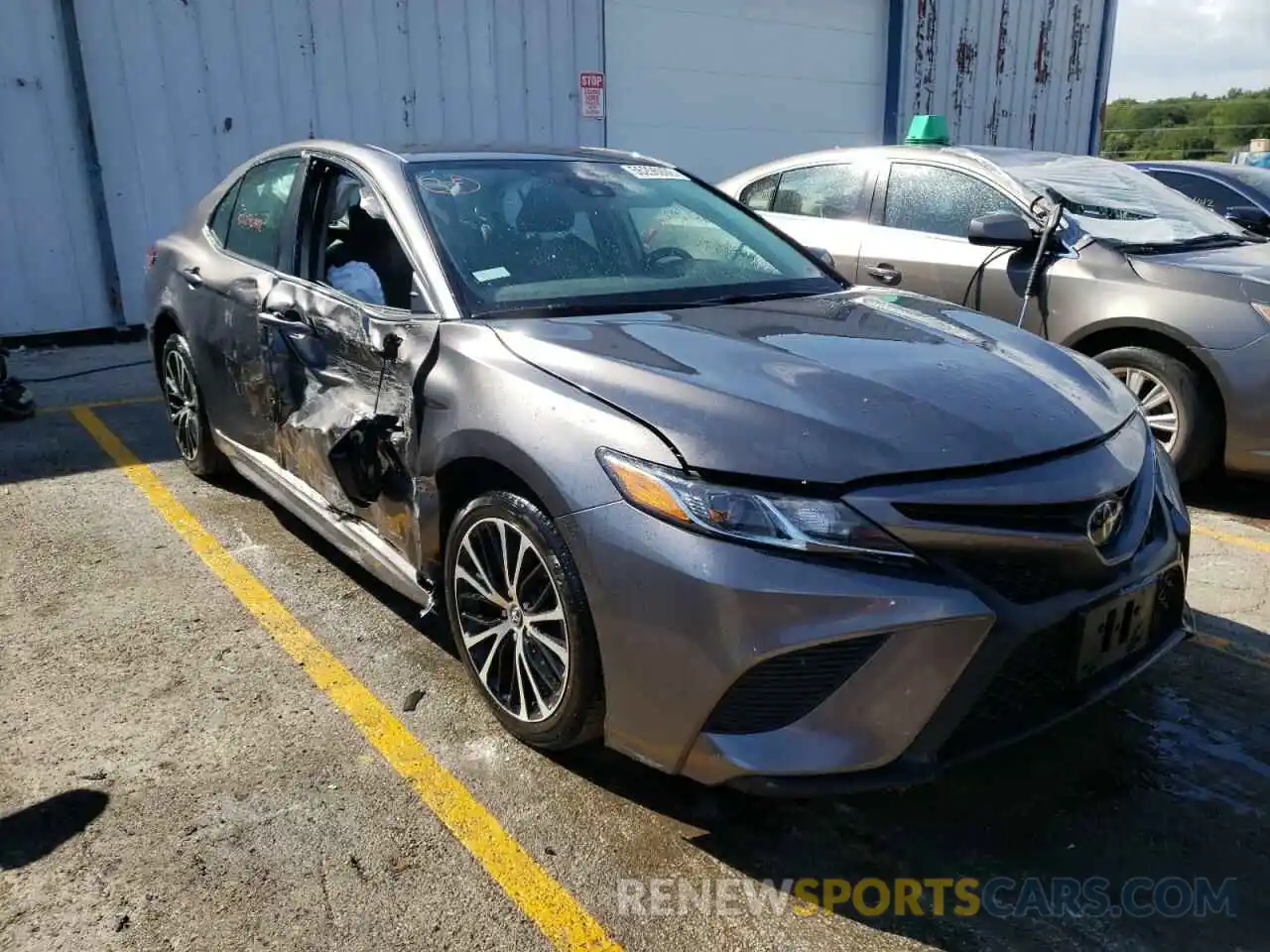 1 Photograph of a damaged car 4T1B11HK7KU781592 TOYOTA CAMRY 2019