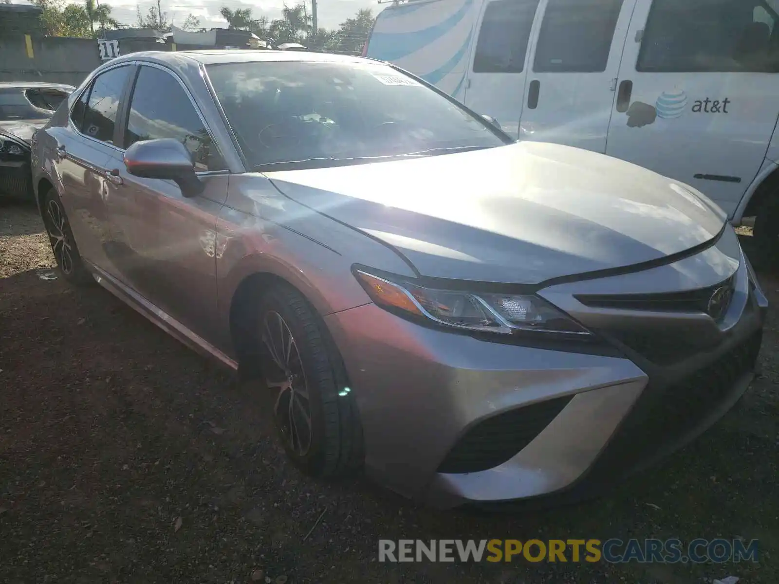 1 Photograph of a damaged car 4T1B11HK7KU781625 TOYOTA CAMRY 2019