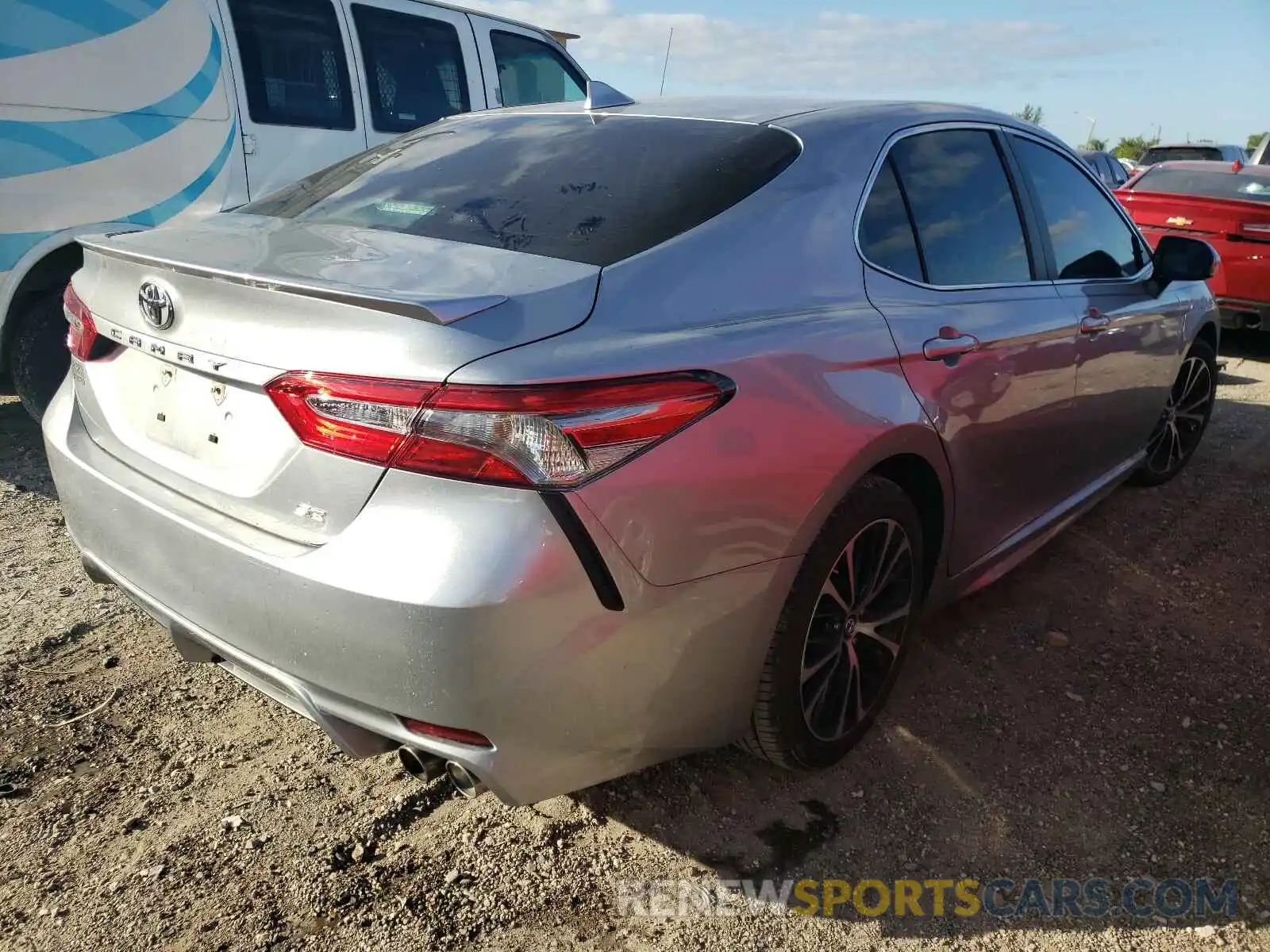 4 Photograph of a damaged car 4T1B11HK7KU781625 TOYOTA CAMRY 2019