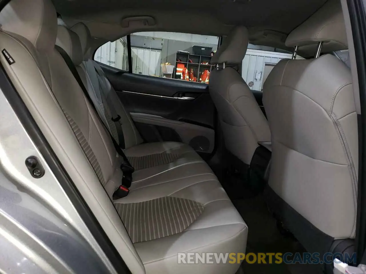 10 Photograph of a damaged car 4T1B11HK7KU782144 TOYOTA CAMRY 2019