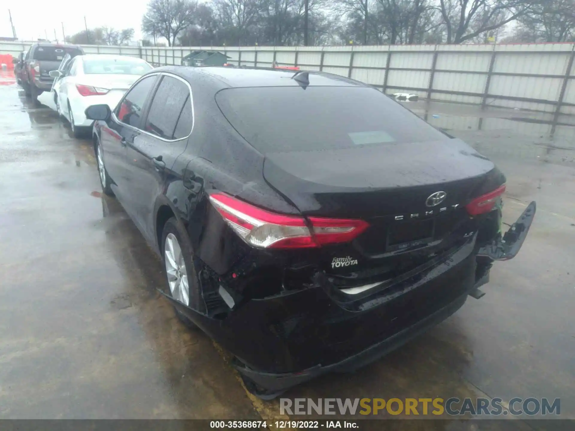 6 Photograph of a damaged car 4T1B11HK7KU782404 TOYOTA CAMRY 2019