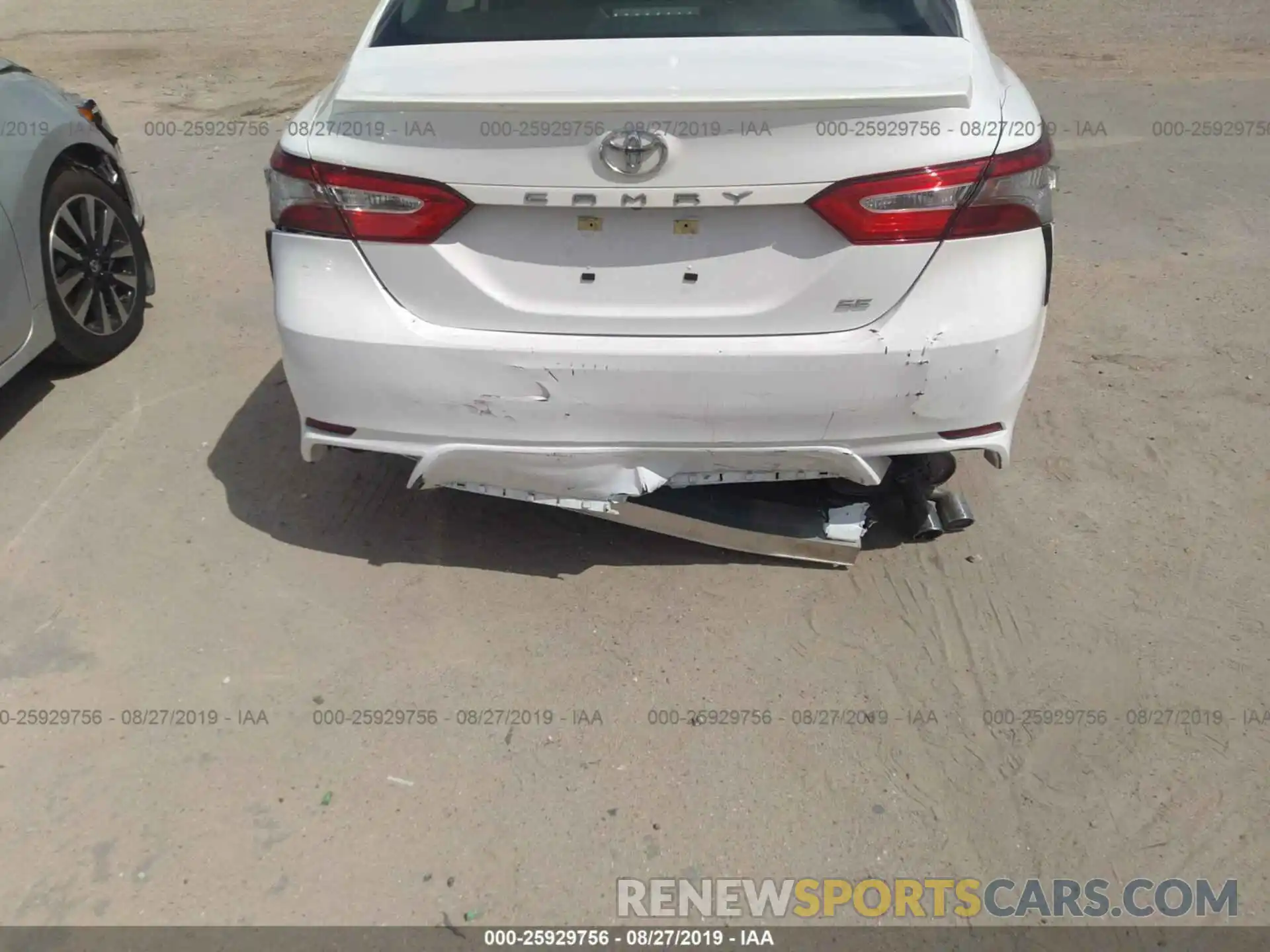 6 Photograph of a damaged car 4T1B11HK7KU785030 TOYOTA CAMRY 2019