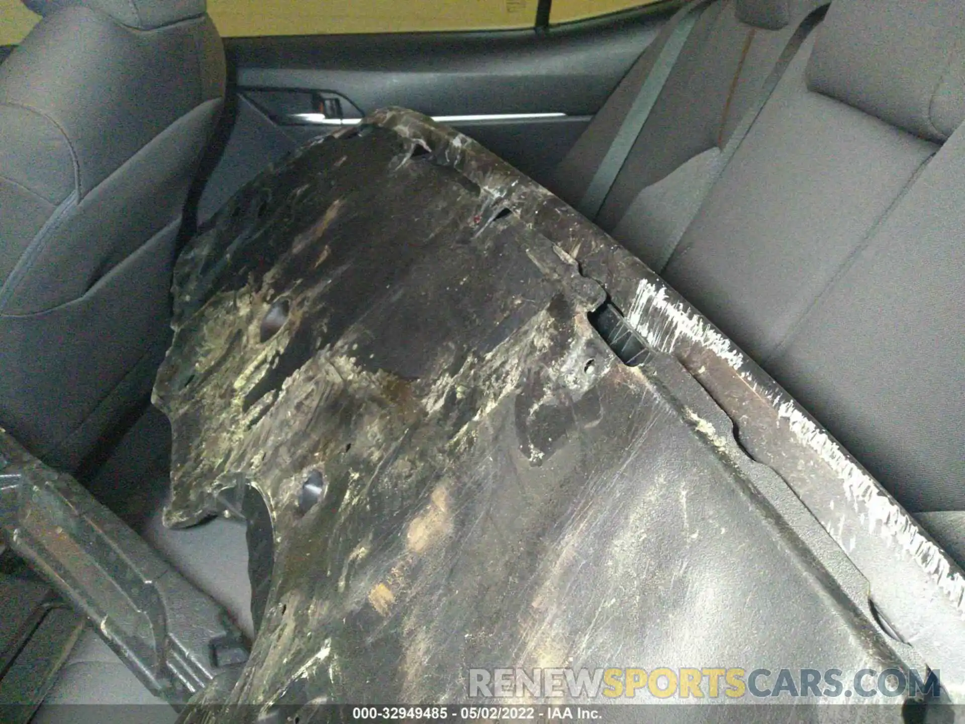 8 Photograph of a damaged car 4T1B11HK7KU785867 TOYOTA CAMRY 2019