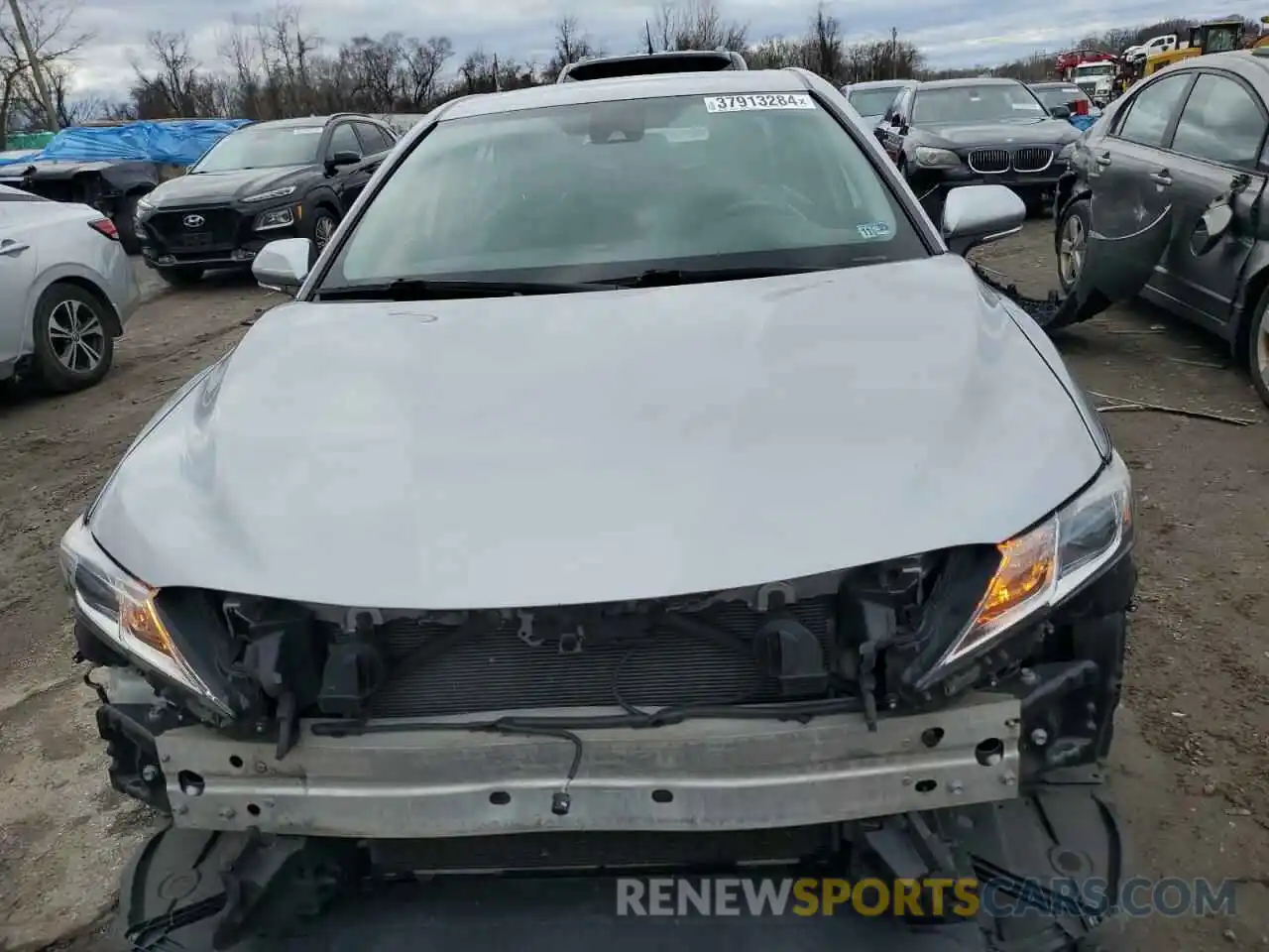 5 Photograph of a damaged car 4T1B11HK7KU786842 TOYOTA CAMRY 2019