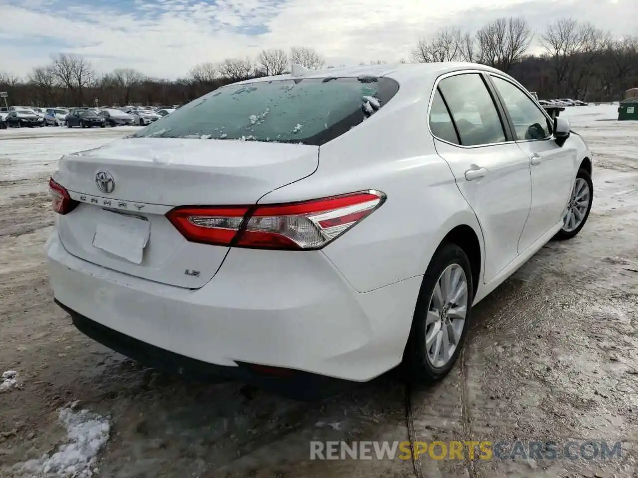 4 Photograph of a damaged car 4T1B11HK7KU788560 TOYOTA CAMRY 2019