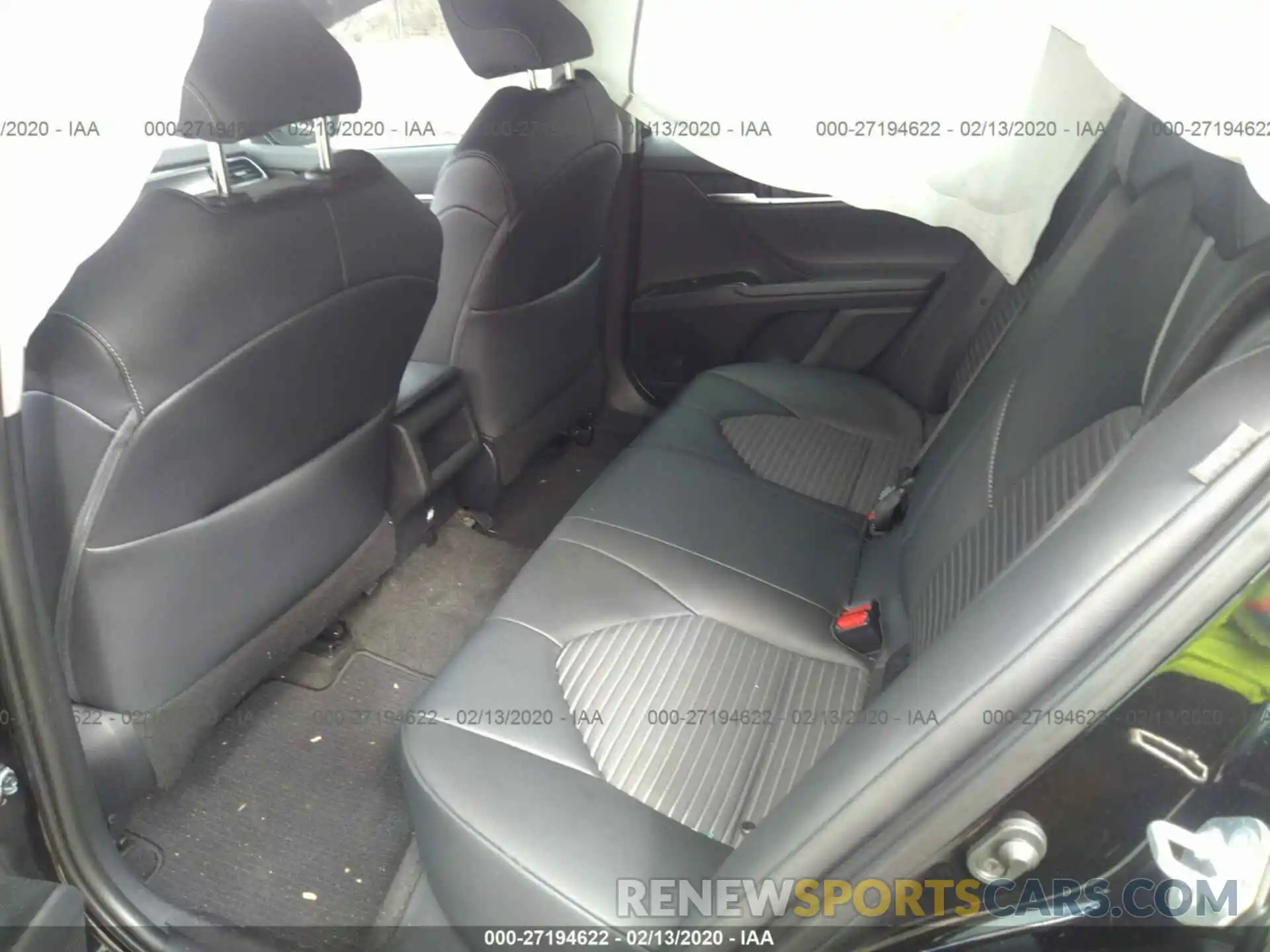 8 Photograph of a damaged car 4T1B11HK7KU799395 TOYOTA CAMRY 2019