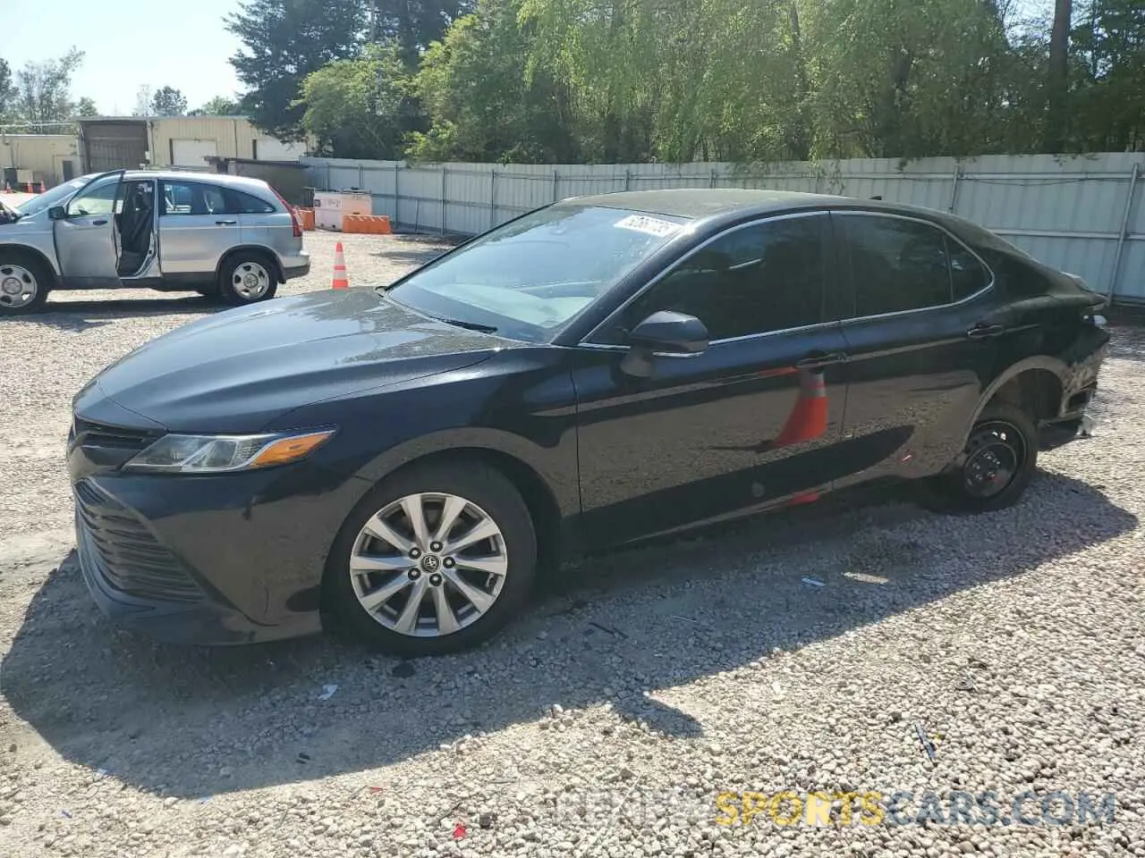 1 Photograph of a damaged car 4T1B11HK7KU810251 TOYOTA CAMRY 2019