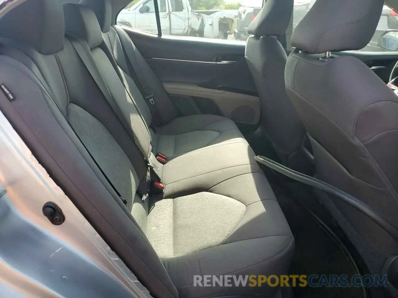 10 Photograph of a damaged car 4T1B11HK7KU812890 TOYOTA CAMRY 2019