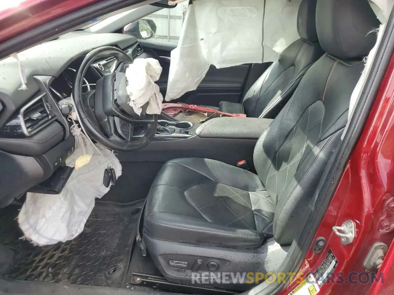 7 Photograph of a damaged car 4T1B11HK7KU813408 TOYOTA CAMRY 2019