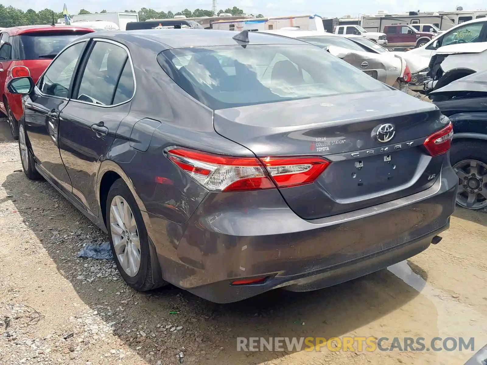 3 Photograph of a damaged car 4T1B11HK7KU818575 TOYOTA CAMRY 2019