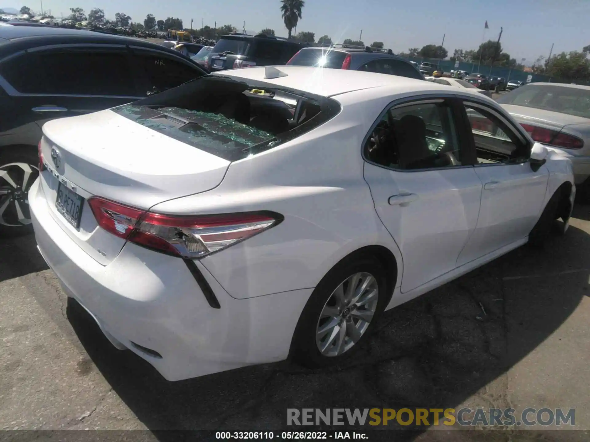 4 Photograph of a damaged car 4T1B11HK7KU819385 TOYOTA CAMRY 2019