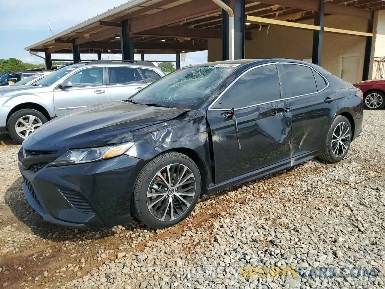 1 Photograph of a damaged car 4T1B11HK7KU820746 TOYOTA CAMRY 2019