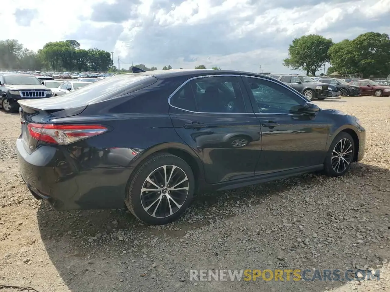 3 Photograph of a damaged car 4T1B11HK7KU820746 TOYOTA CAMRY 2019