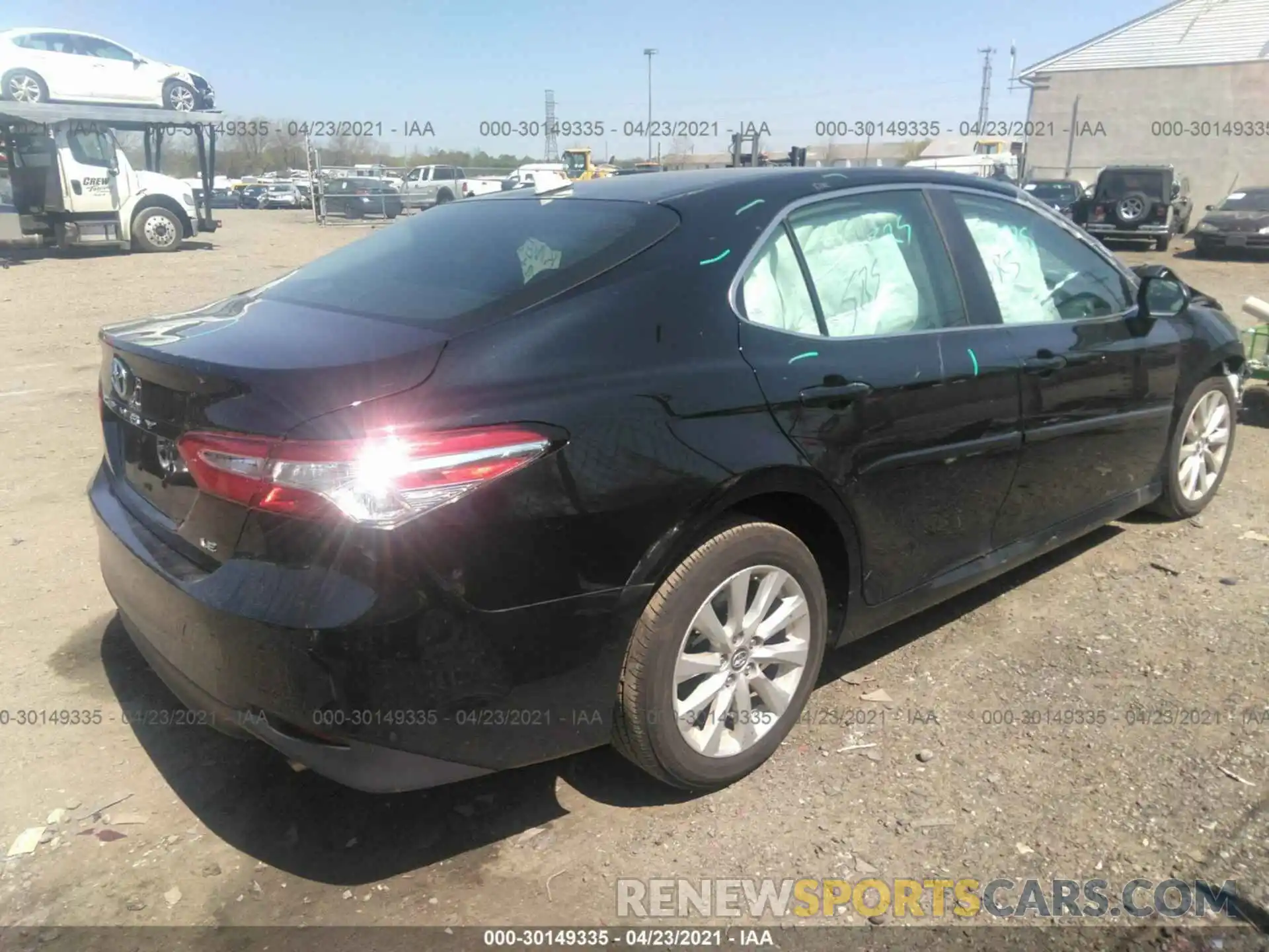 4 Photograph of a damaged car 4T1B11HK7KU822027 TOYOTA CAMRY 2019