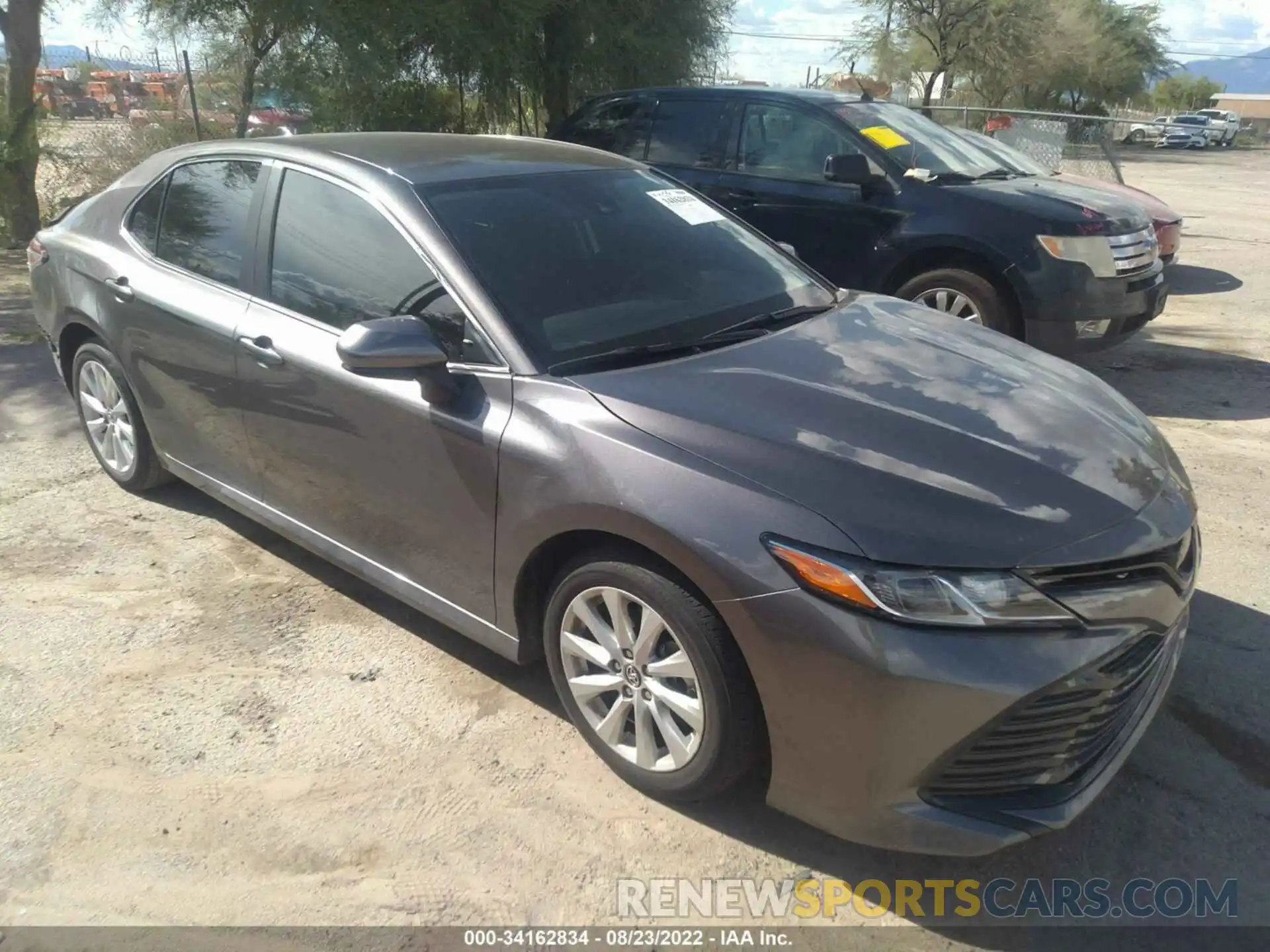 1 Photograph of a damaged car 4T1B11HK7KU825011 TOYOTA CAMRY 2019