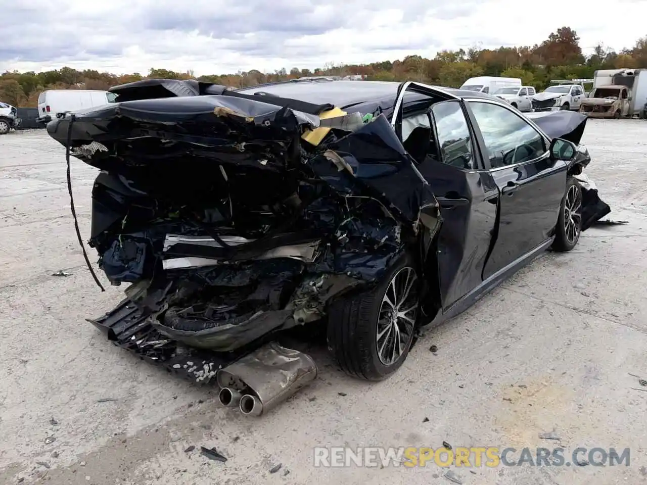 4 Photograph of a damaged car 4T1B11HK7KU825106 TOYOTA CAMRY 2019