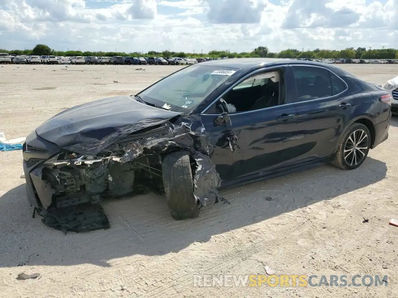 1 Photograph of a damaged car 4T1B11HK7KU827857 TOYOTA CAMRY 2019