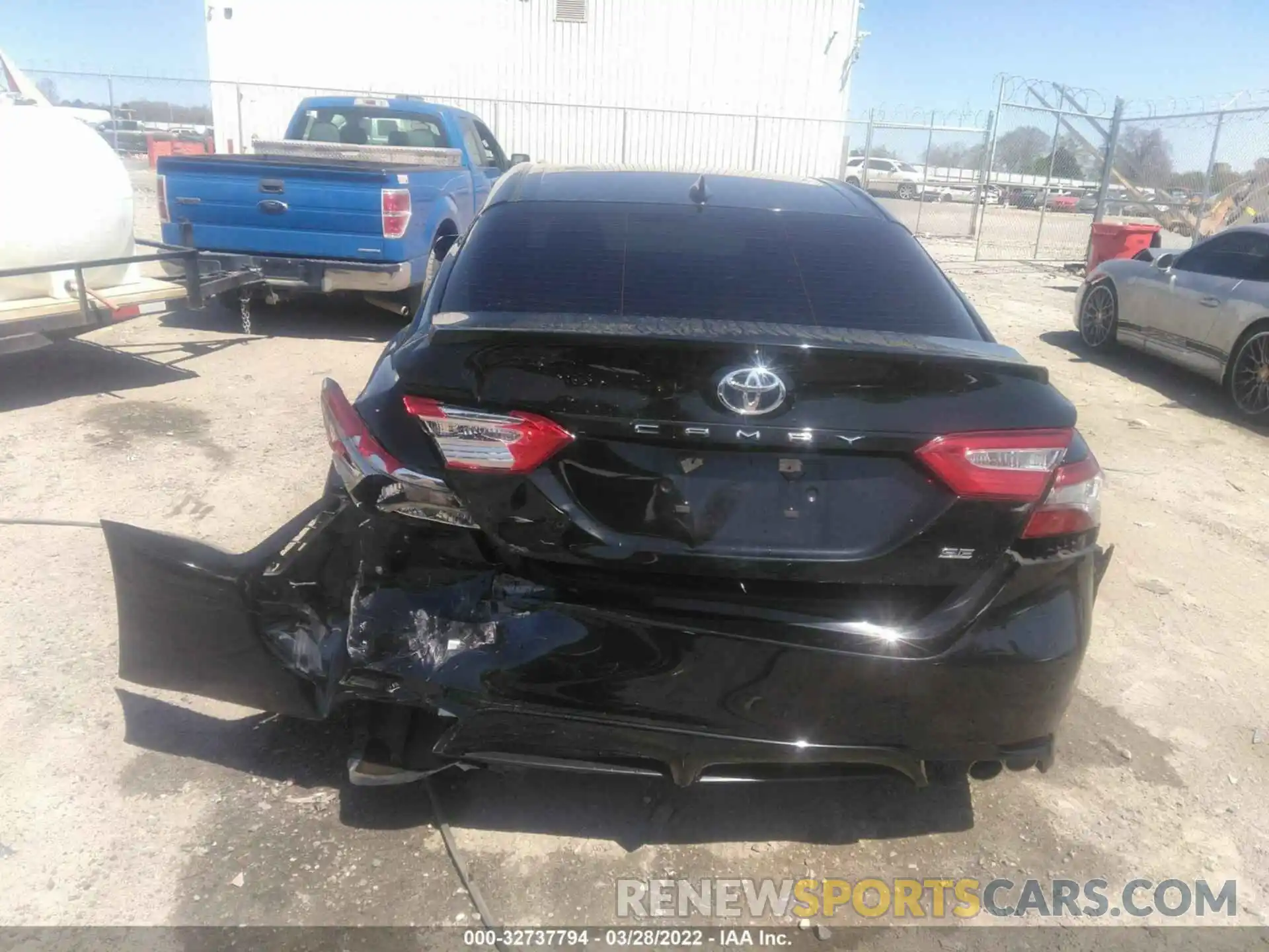 6 Photograph of a damaged car 4T1B11HK7KU829821 TOYOTA CAMRY 2019