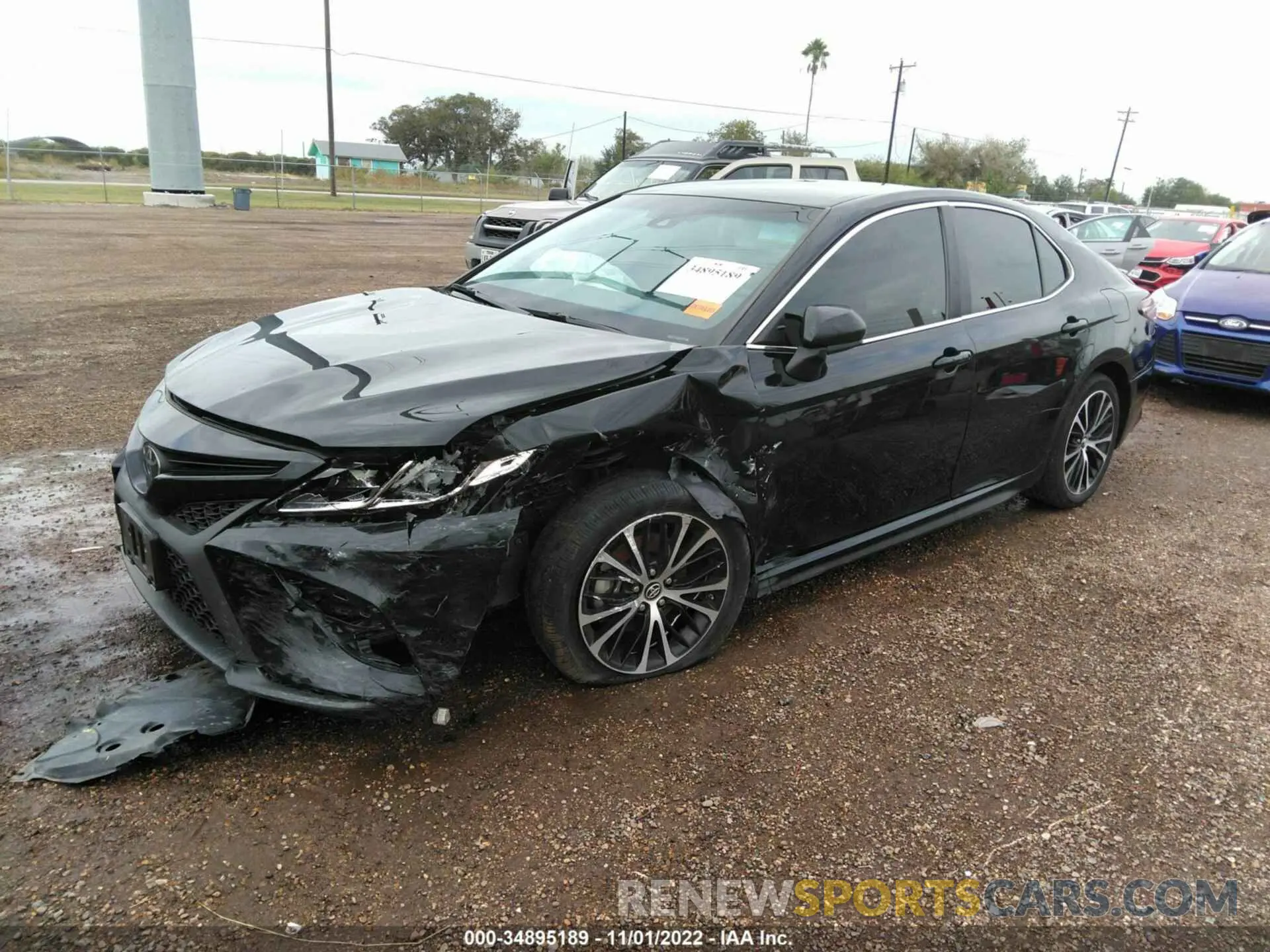 2 Photograph of a damaged car 4T1B11HK7KU833724 TOYOTA CAMRY 2019