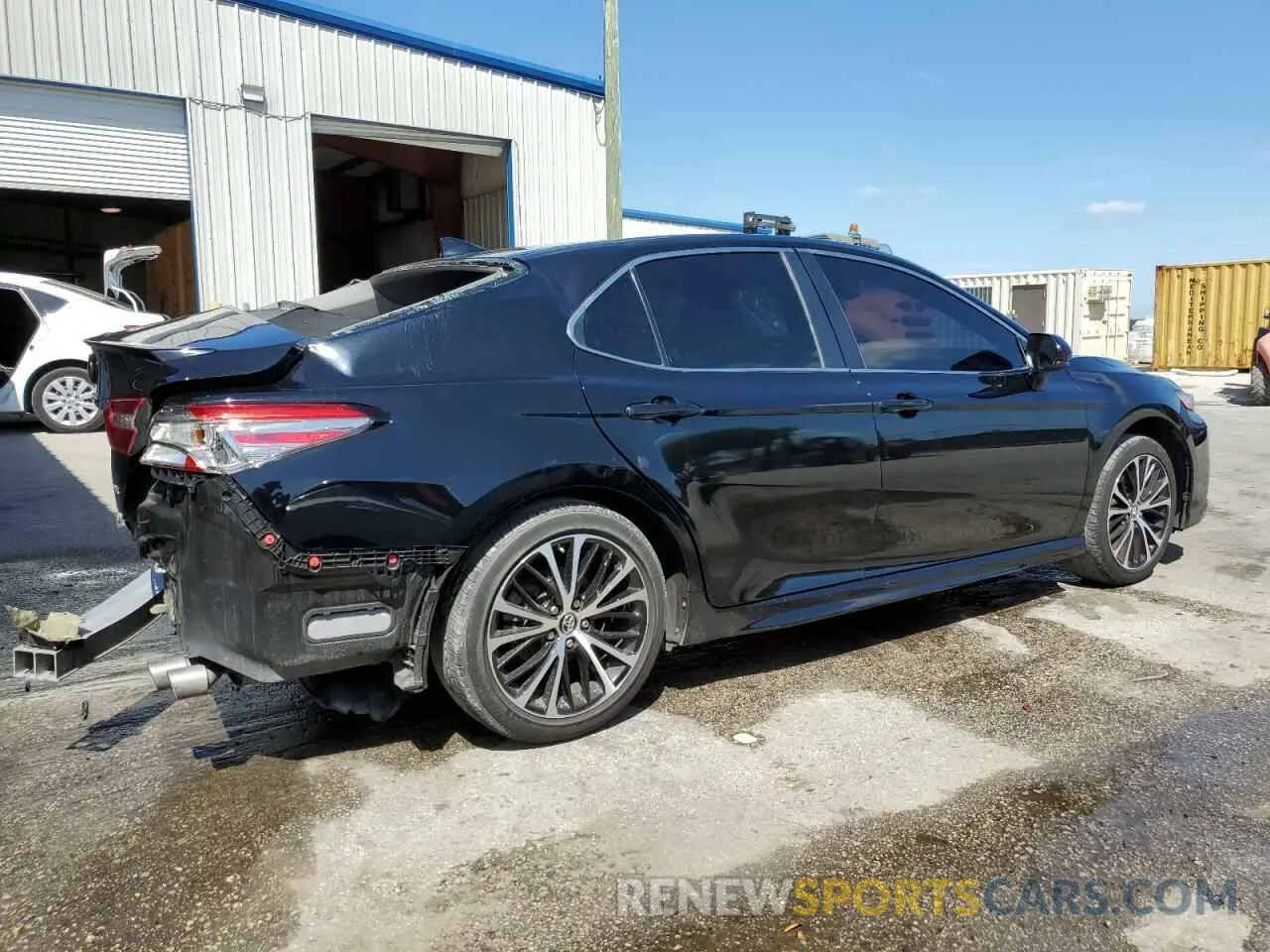 3 Photograph of a damaged car 4T1B11HK7KU837160 TOYOTA CAMRY 2019
