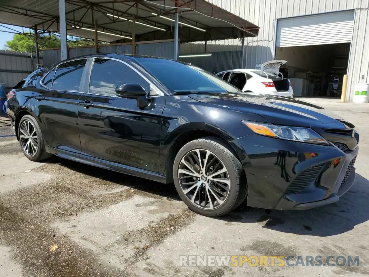 4 Photograph of a damaged car 4T1B11HK7KU837160 TOYOTA CAMRY 2019