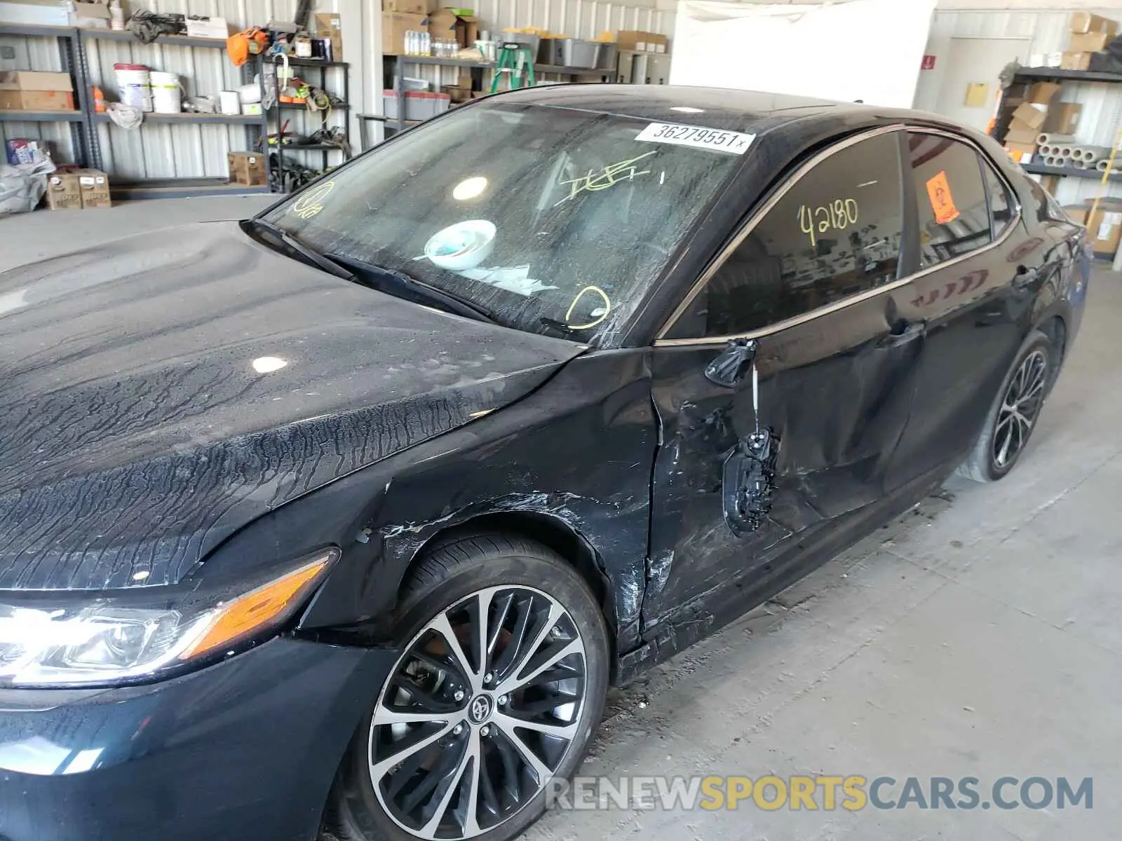 10 Photograph of a damaged car 4T1B11HK7KU837899 TOYOTA CAMRY 2019