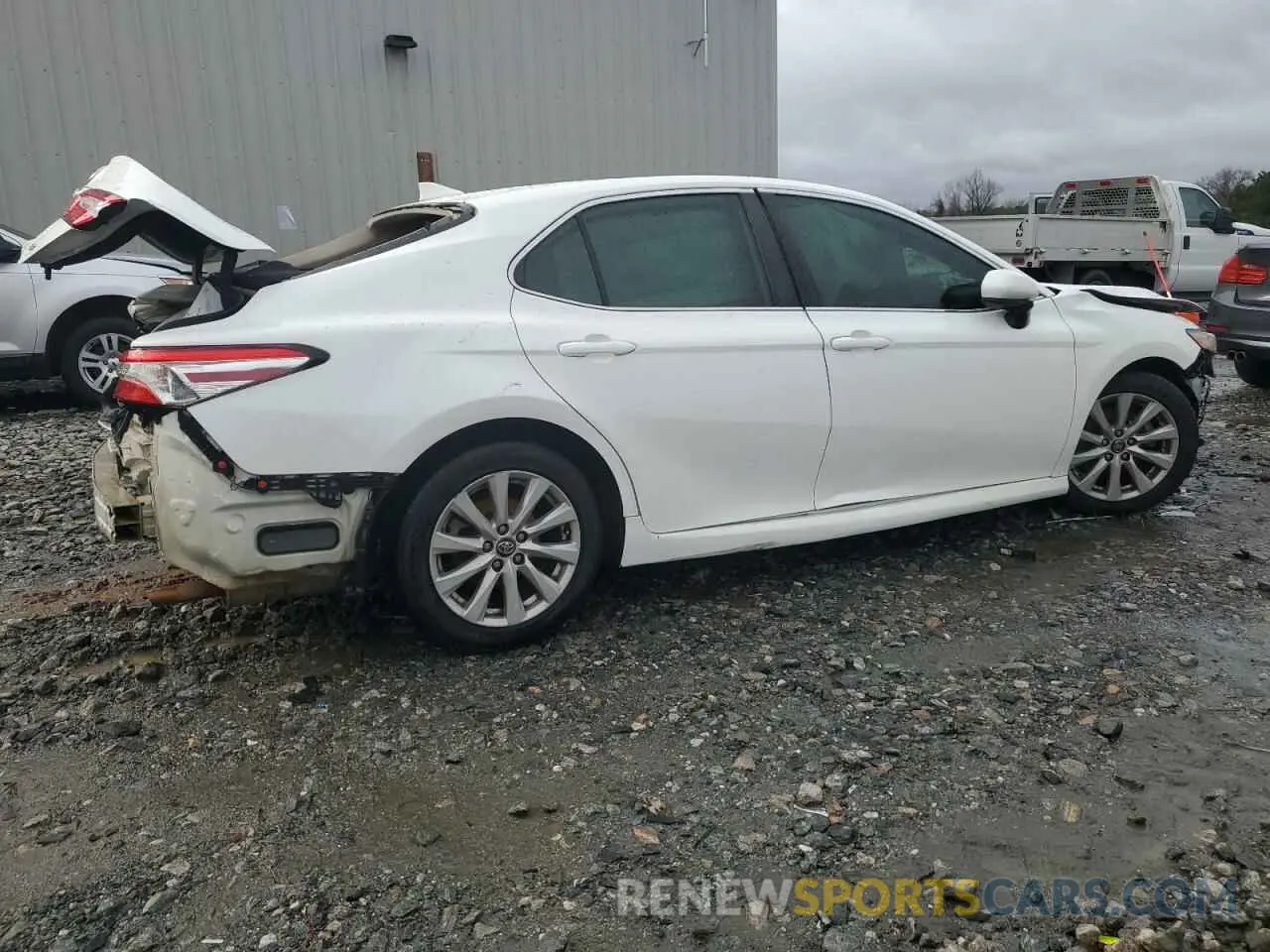 3 Photograph of a damaged car 4T1B11HK7KU838387 TOYOTA CAMRY 2019