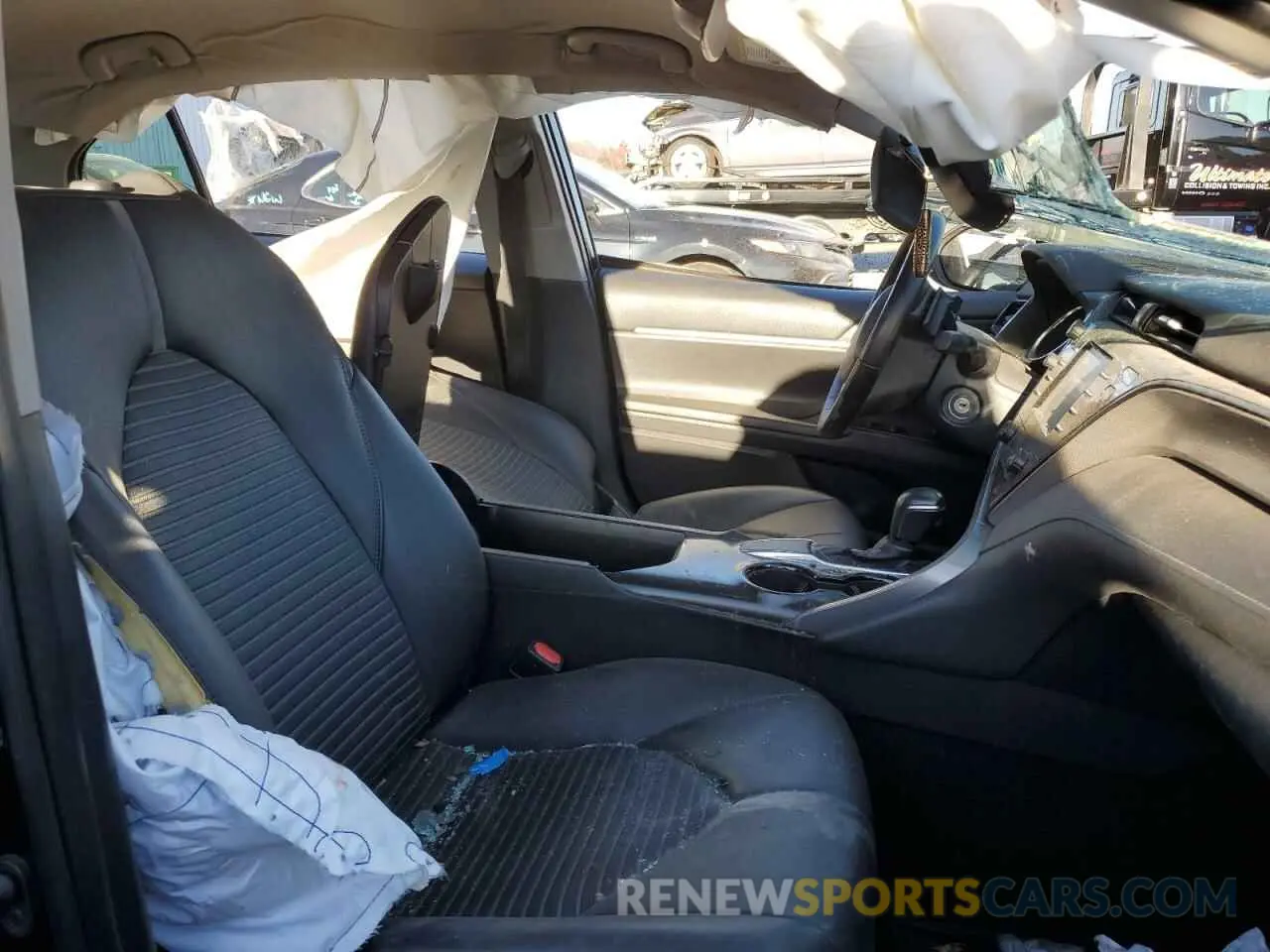 5 Photograph of a damaged car 4T1B11HK7KU839748 TOYOTA CAMRY 2019